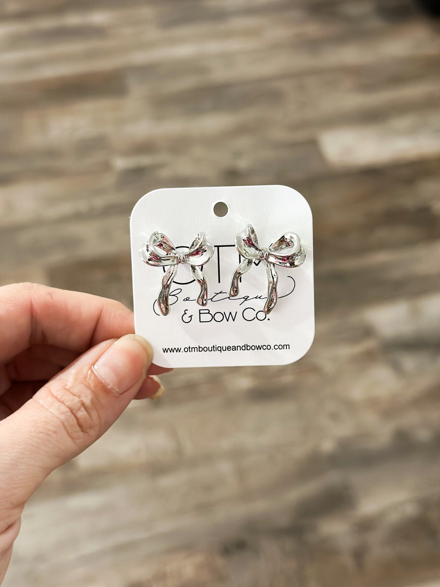 Ruffled Bow Earrings - Silver