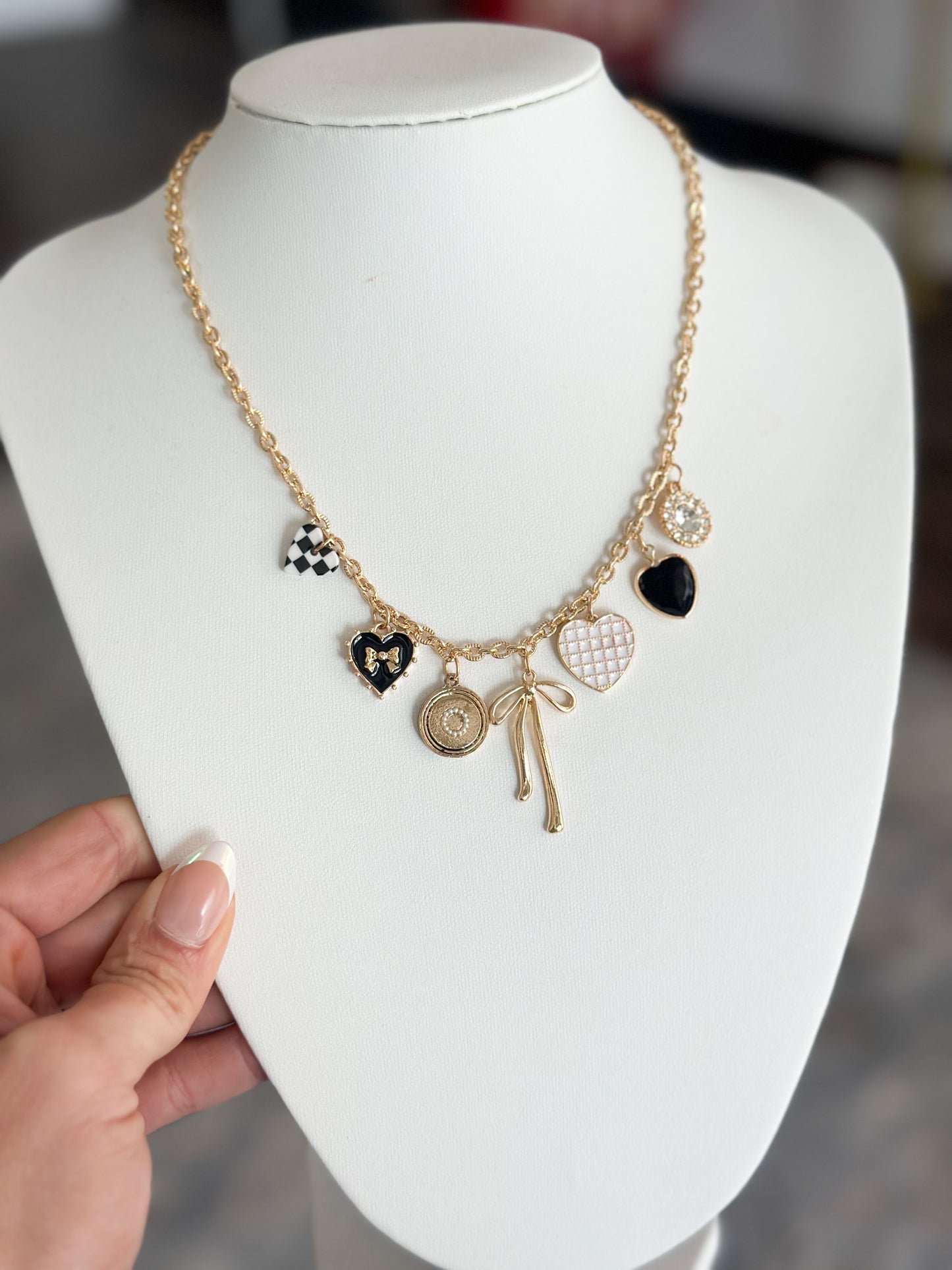Checkered Heart Charm Necklace (Gold)