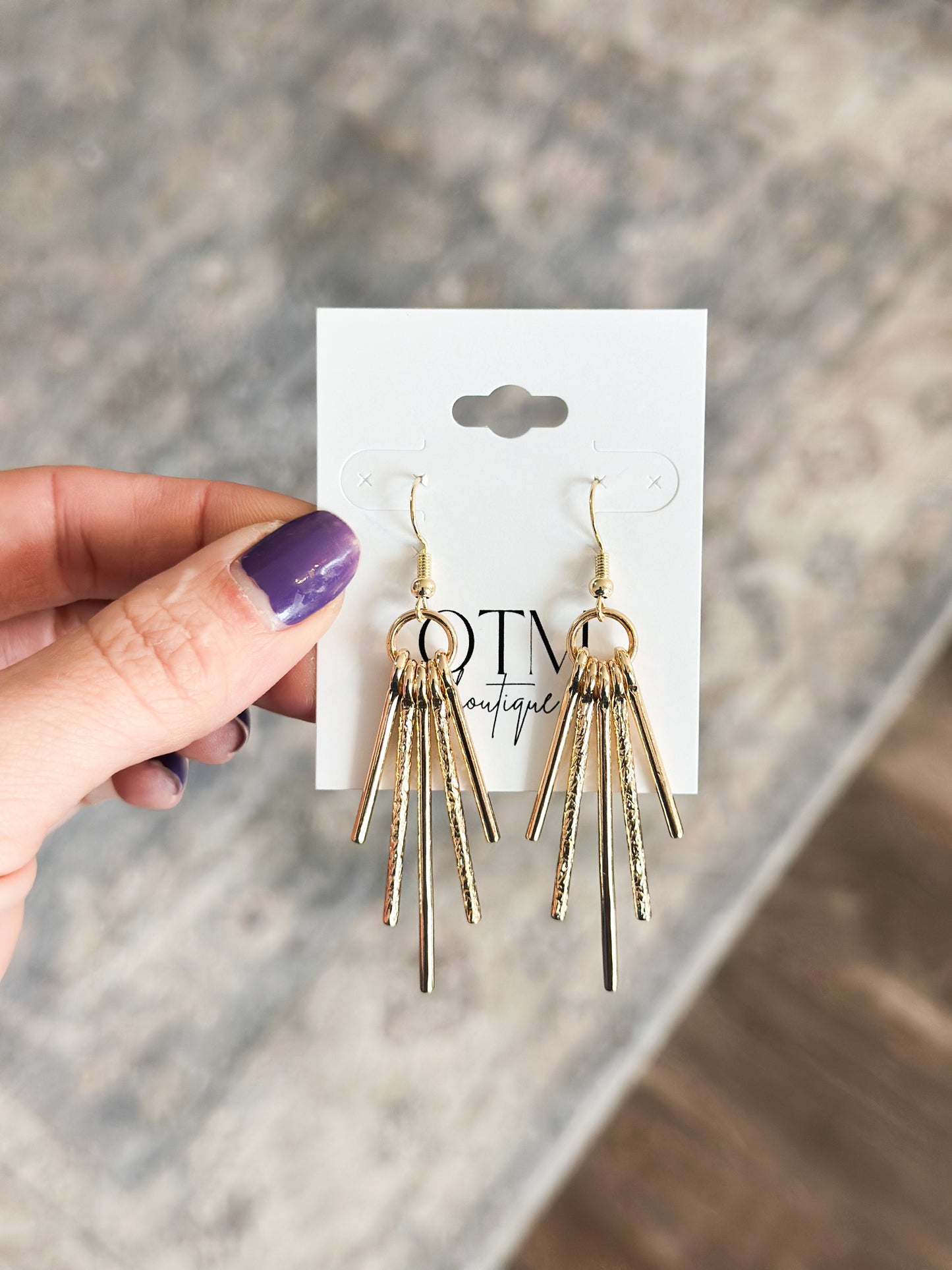 Textured Bar Fringe Earrings (Gold)