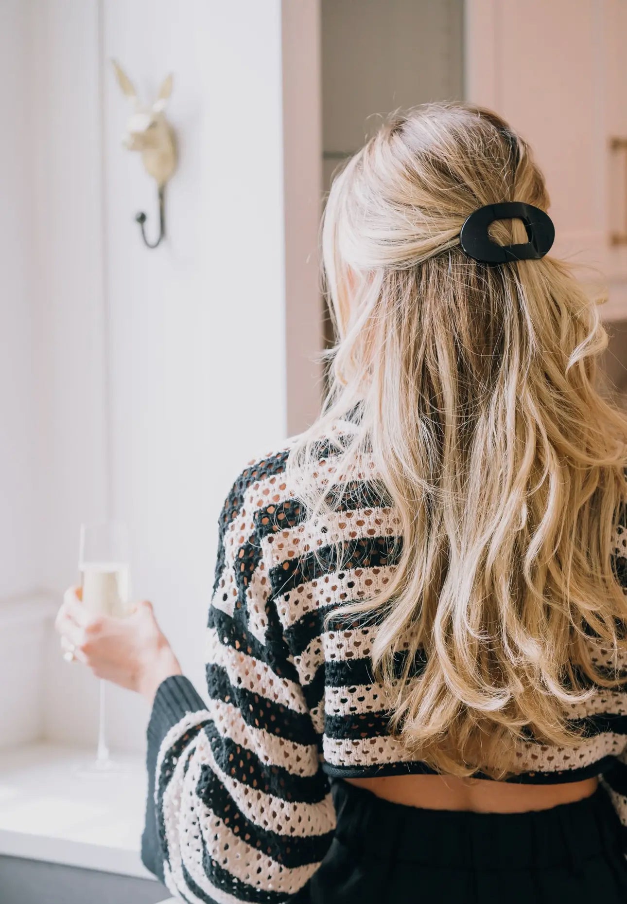 Jet Black Round Flat Clip - Small