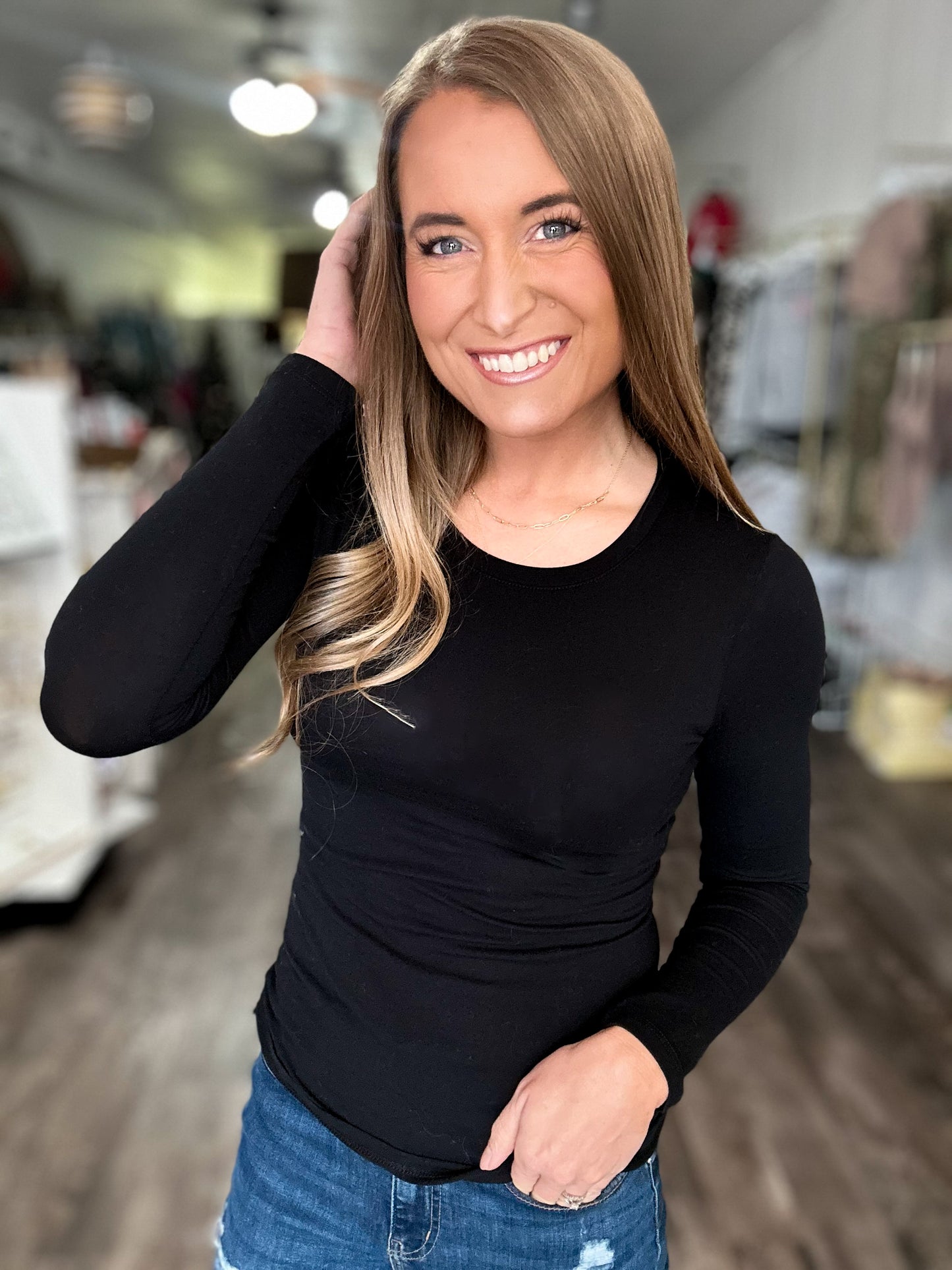 Simply Chic Long Sleeve Top (Black)