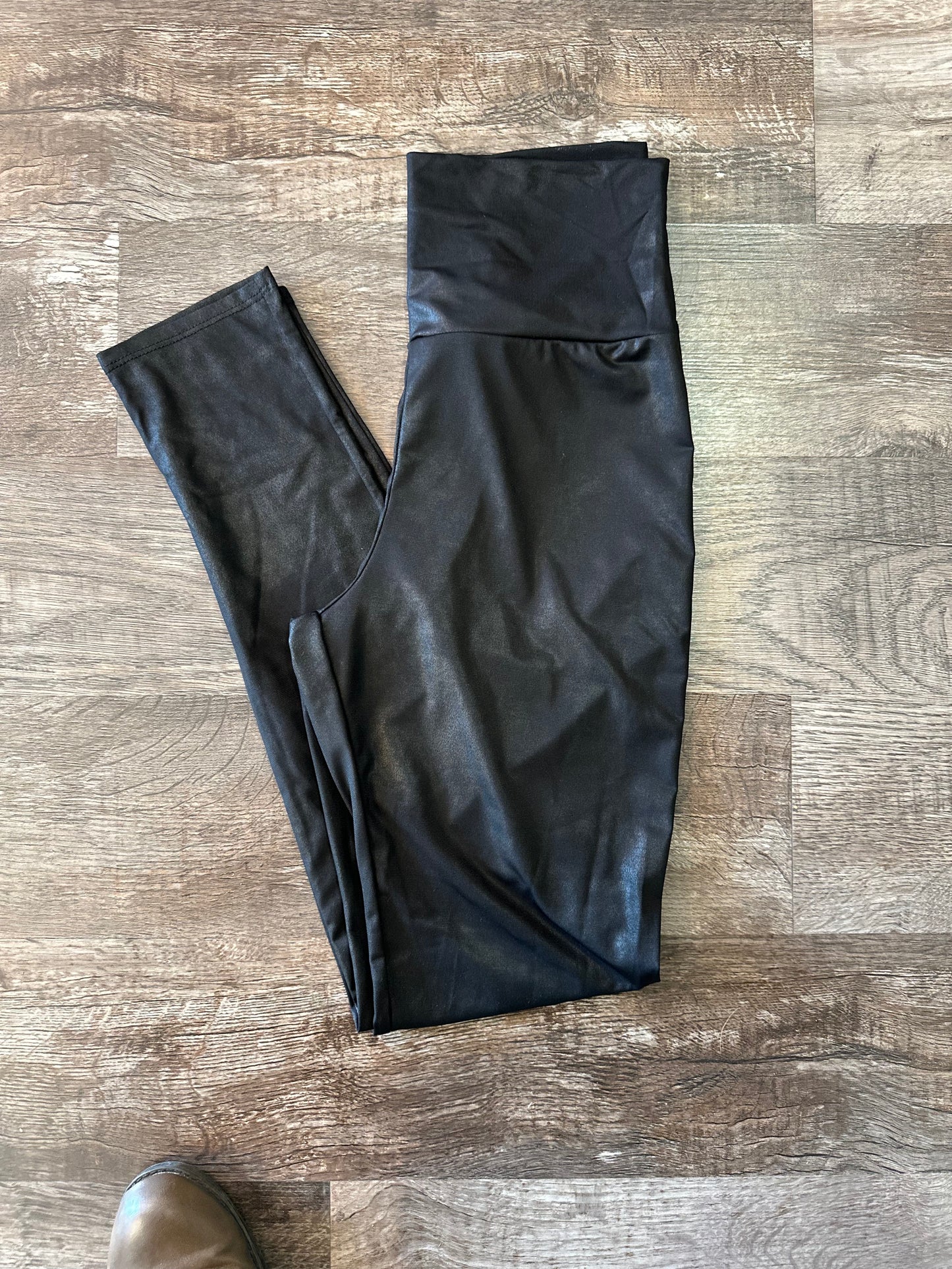 Faux Leather Slim Fit Leggings
