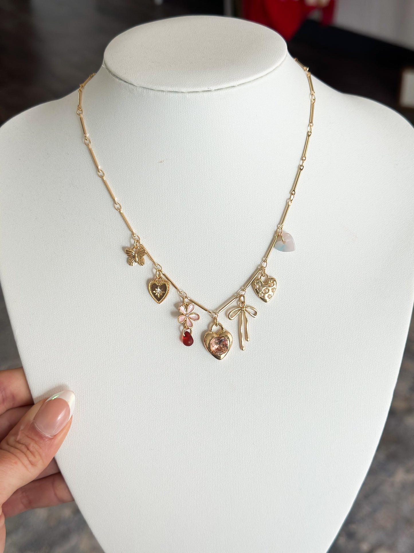 Heart & Floral Charm Necklace (Gold)