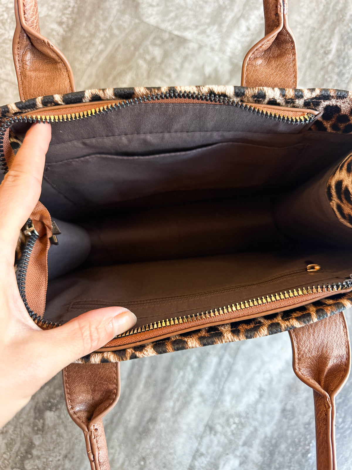 Boston Leopard Crossbody