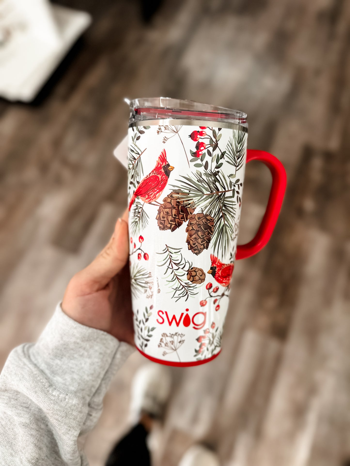 Winter Cardinals 22oz Swig Life Travel Mug