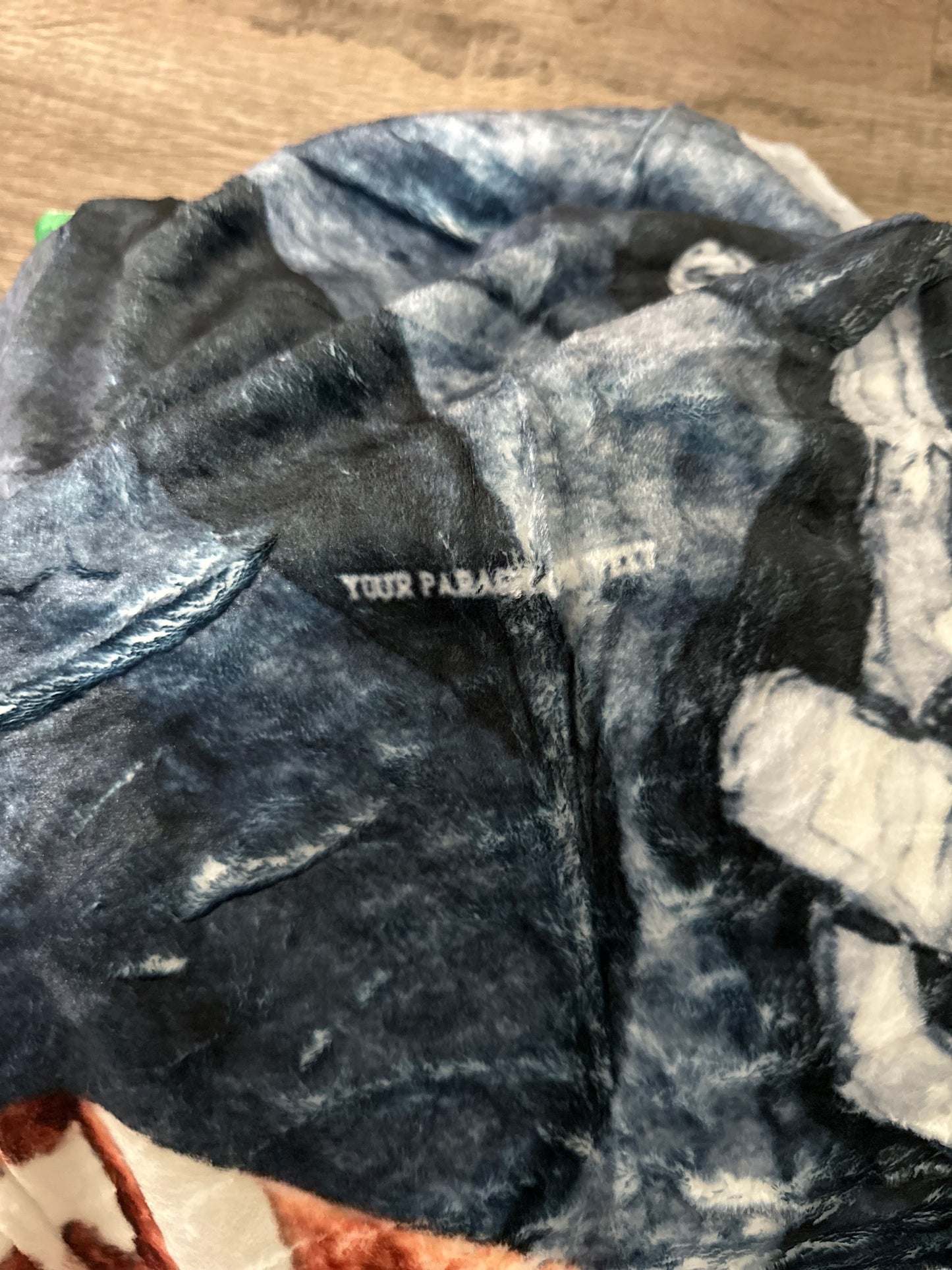 50x60 Vikings Football Blanket (small flaw)