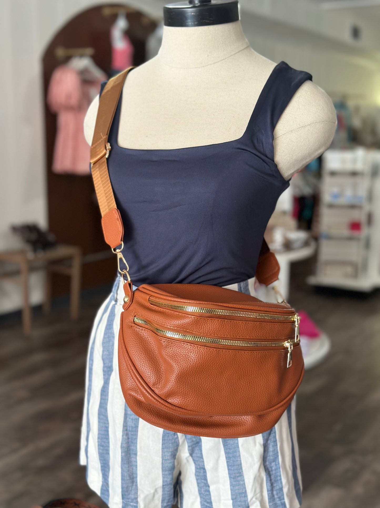 Karleen Crossbody Bag - Camel