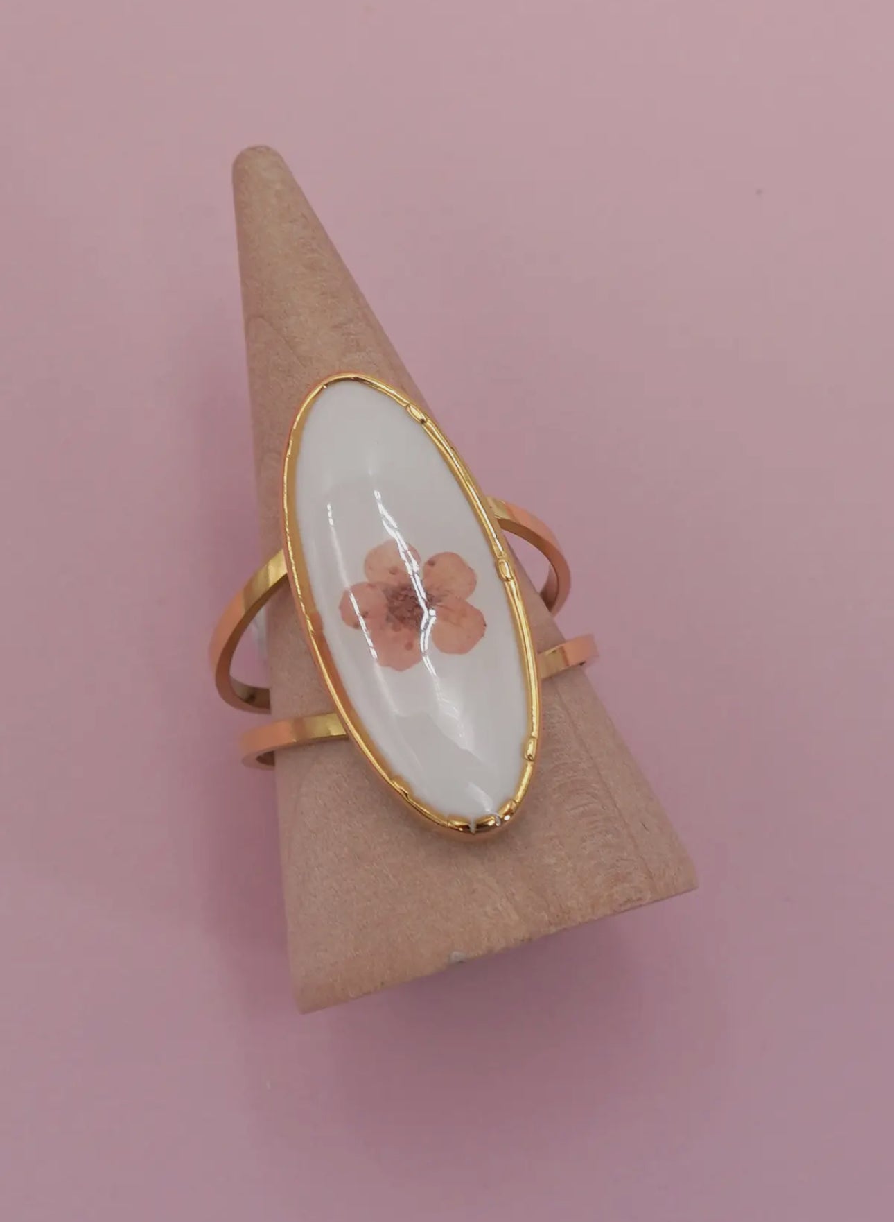 18K Stainless Steel Oval Floral Ring