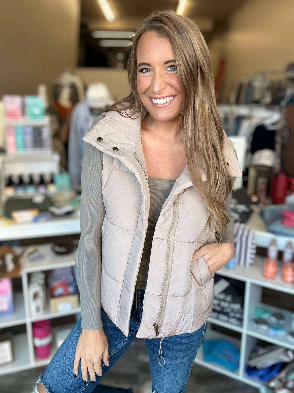 Day Trip Puffer Vest - Mocha