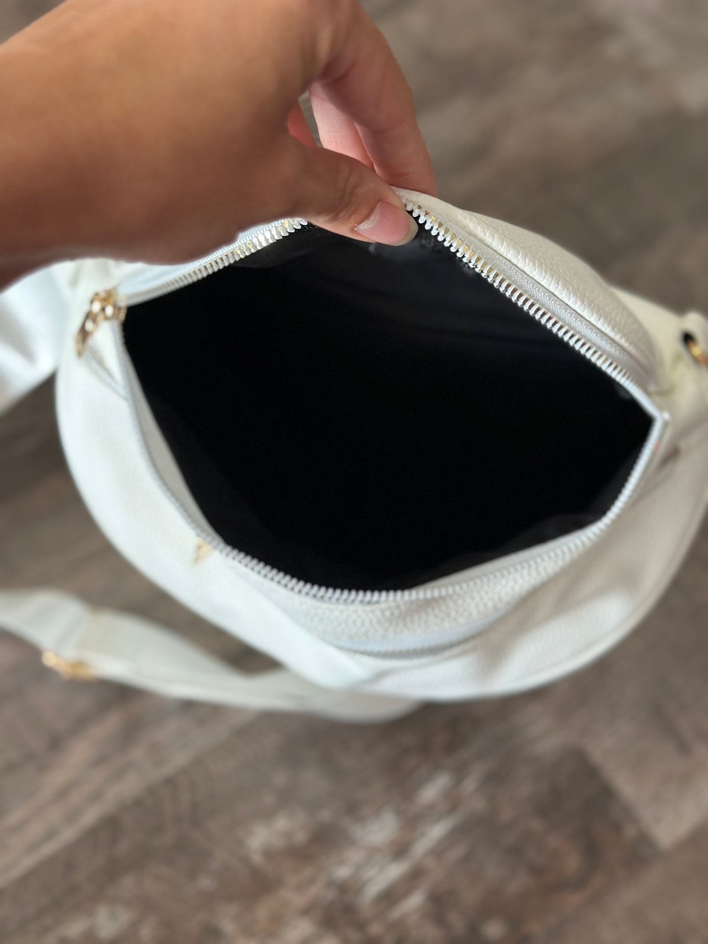 RESTOCK Karleen Crossbody Bag - Off White