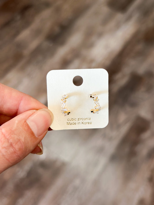 Mini Hoop Studs (Gold)