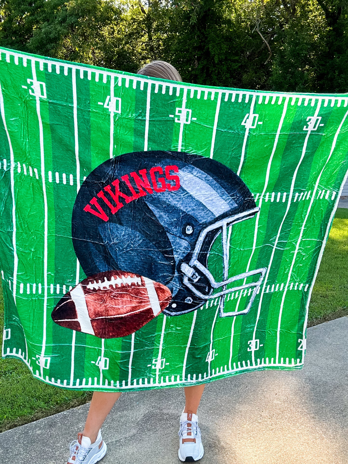 50x60 Vikings Football Blanket (small flaw)