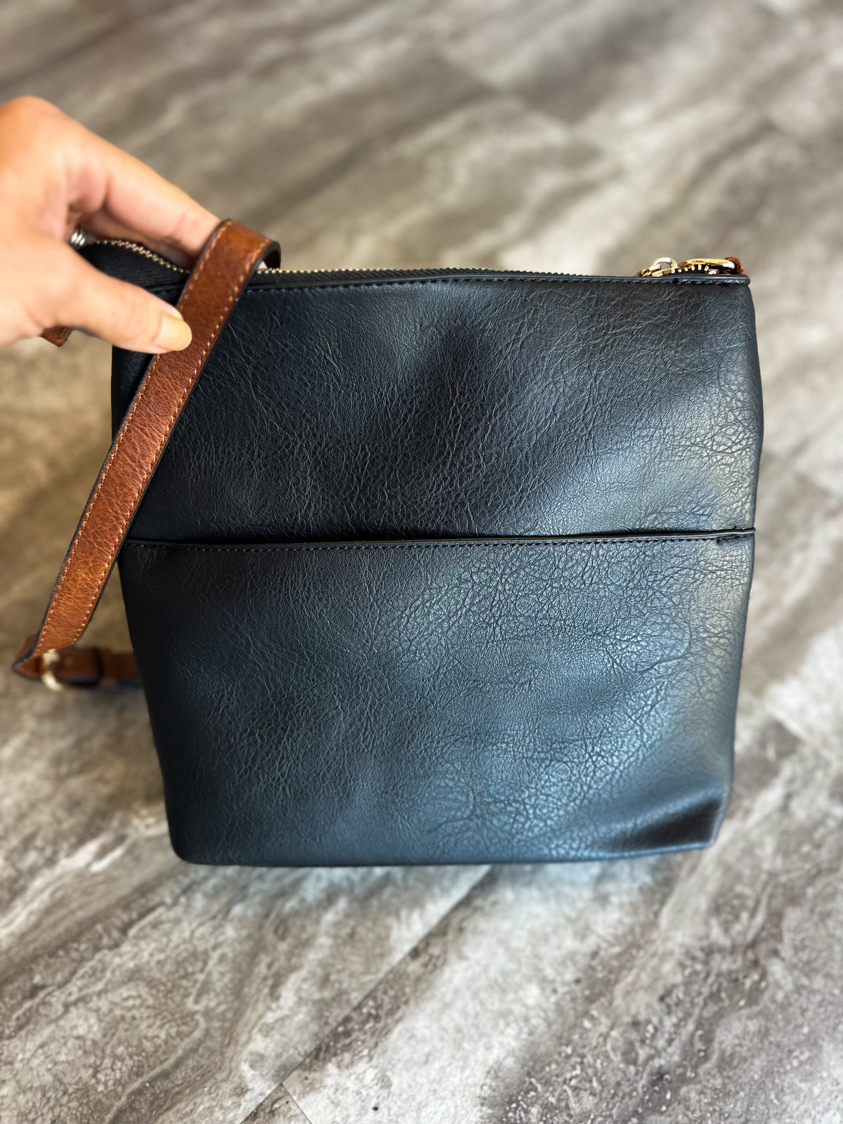 The Elina Zipper Front Crossbody (Black)