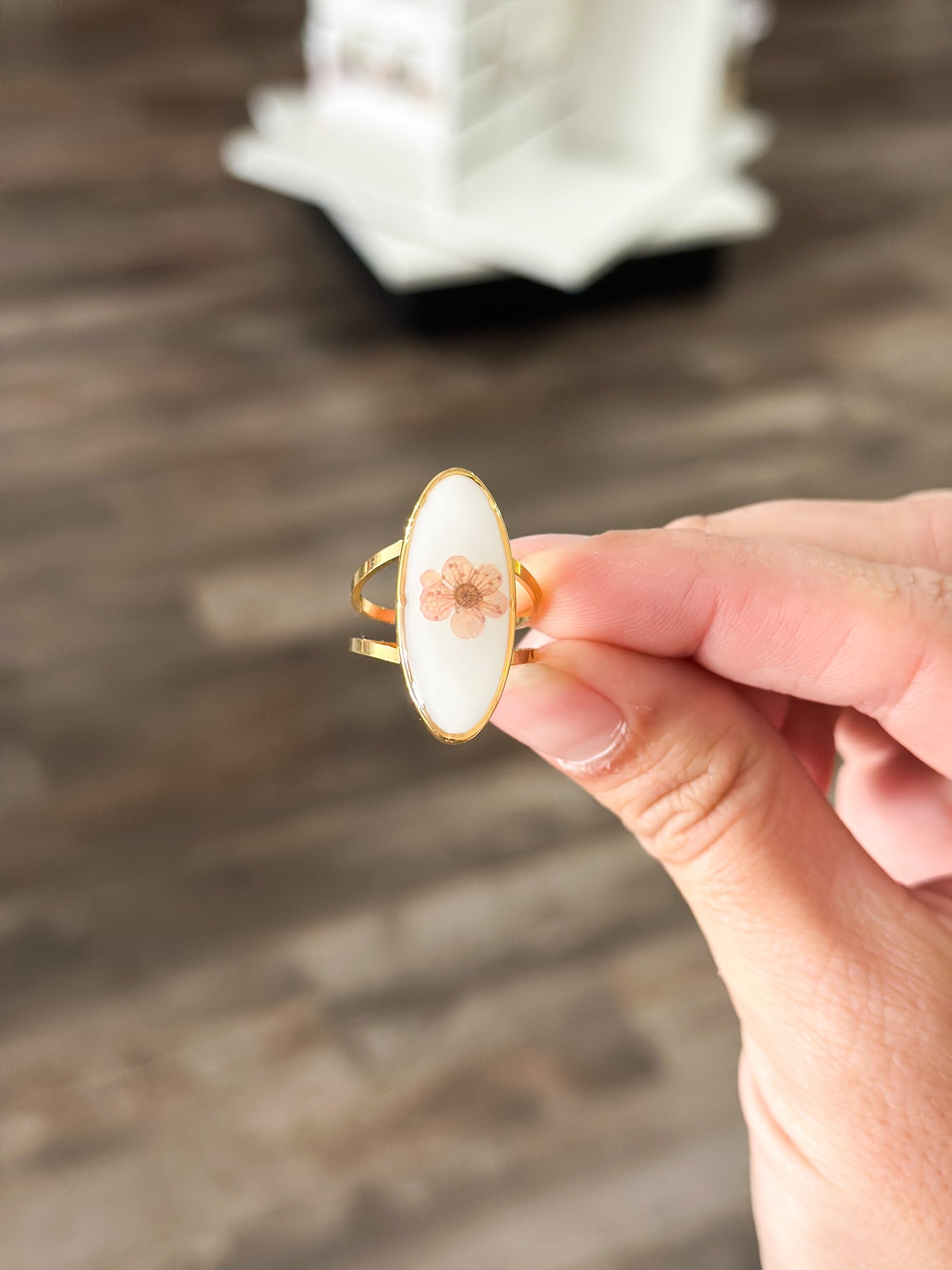 18K Stainless Steel Oval Floral Ring