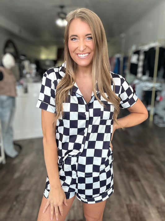 Check It Out Lounge Set