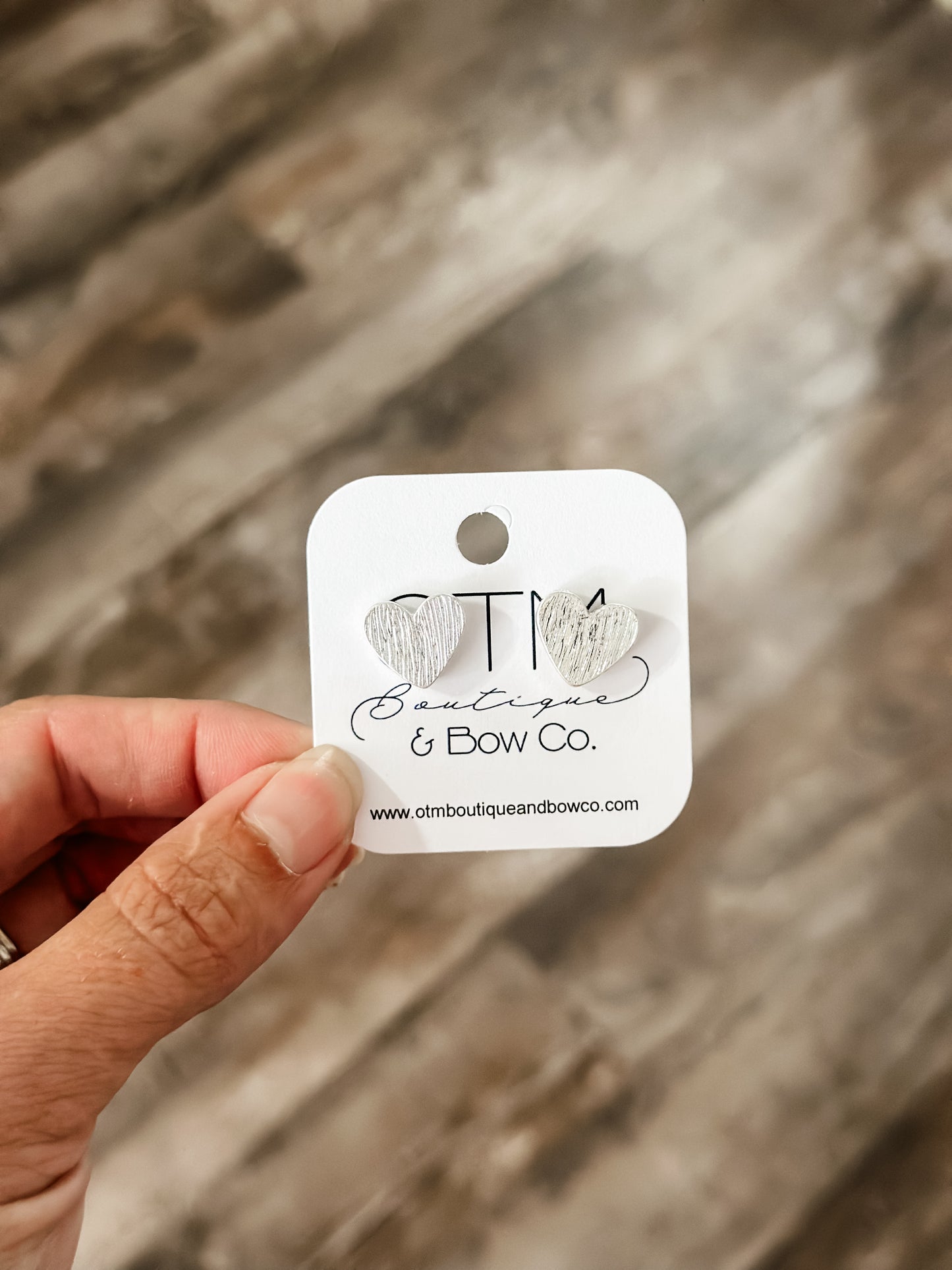 Simple Heart Studs - Silver