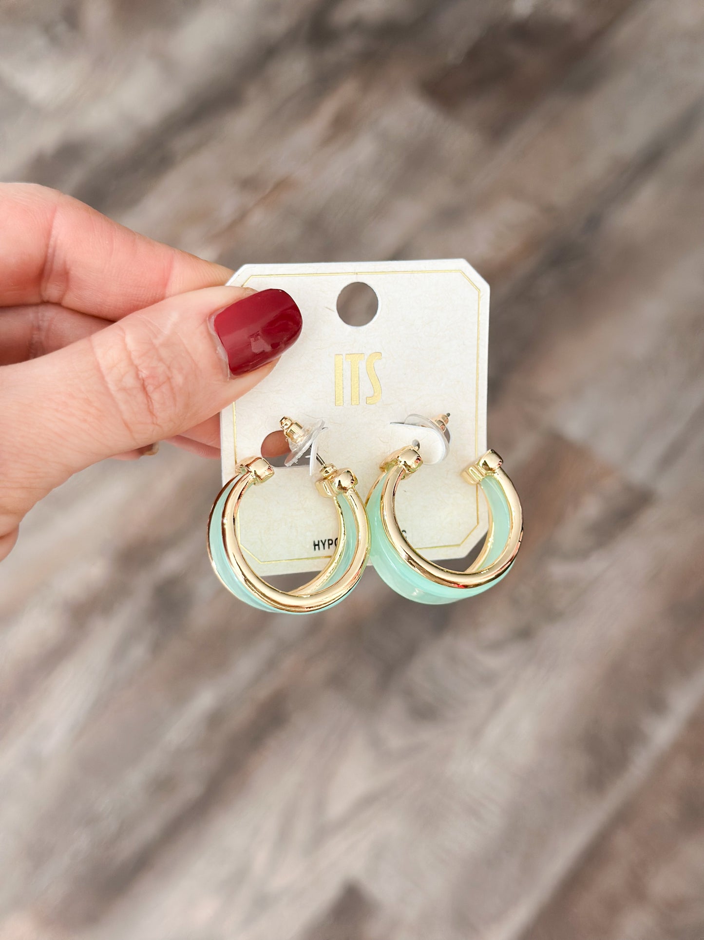 Modern Wide Hoop Earrings (Mint)