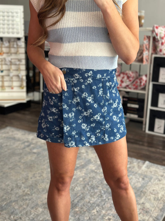 Easy Going Floral Skort