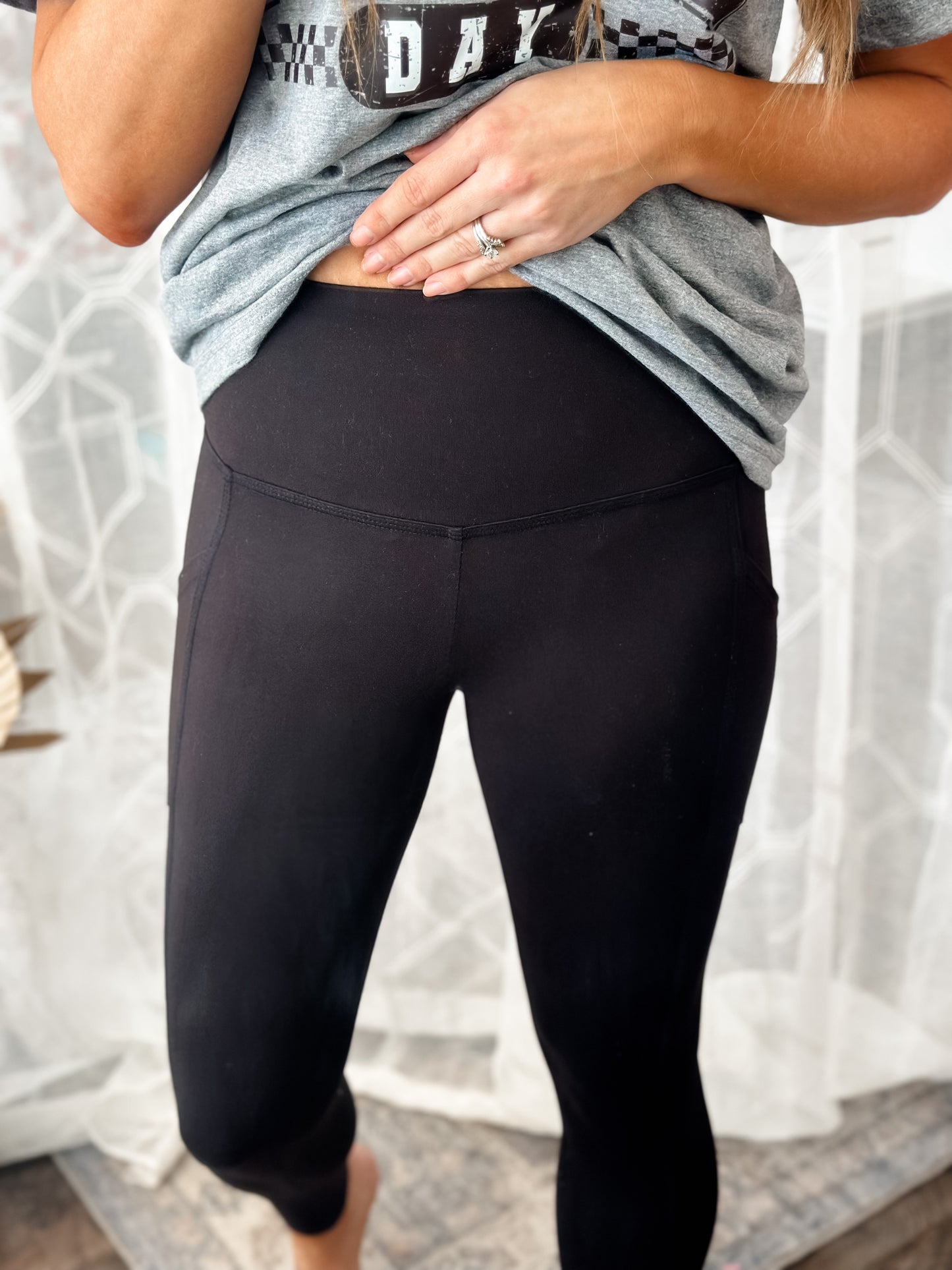 Bella Buttery Soft Pocket Leggings (Black)