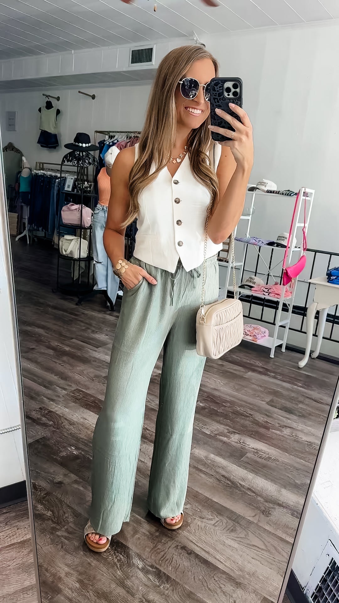 Take A Walk Crinkle Pants