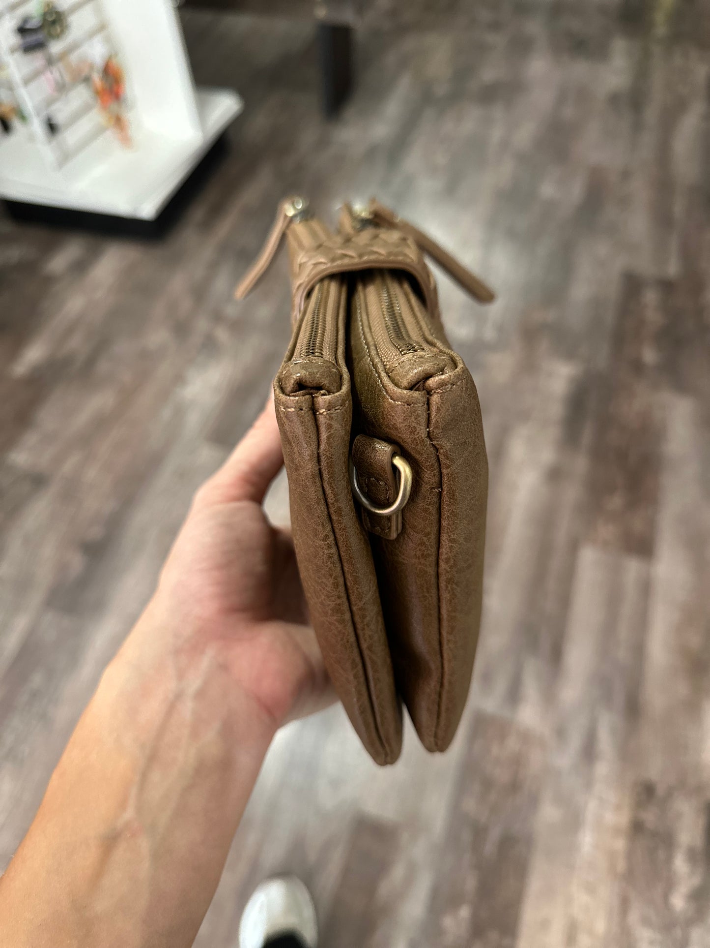 Lisa Crossbody (Stone)