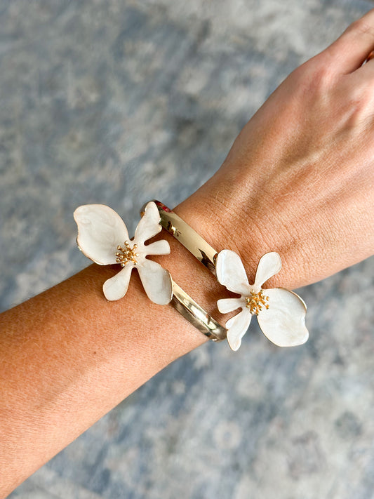 Floral Cuff Bracelet (Gold)