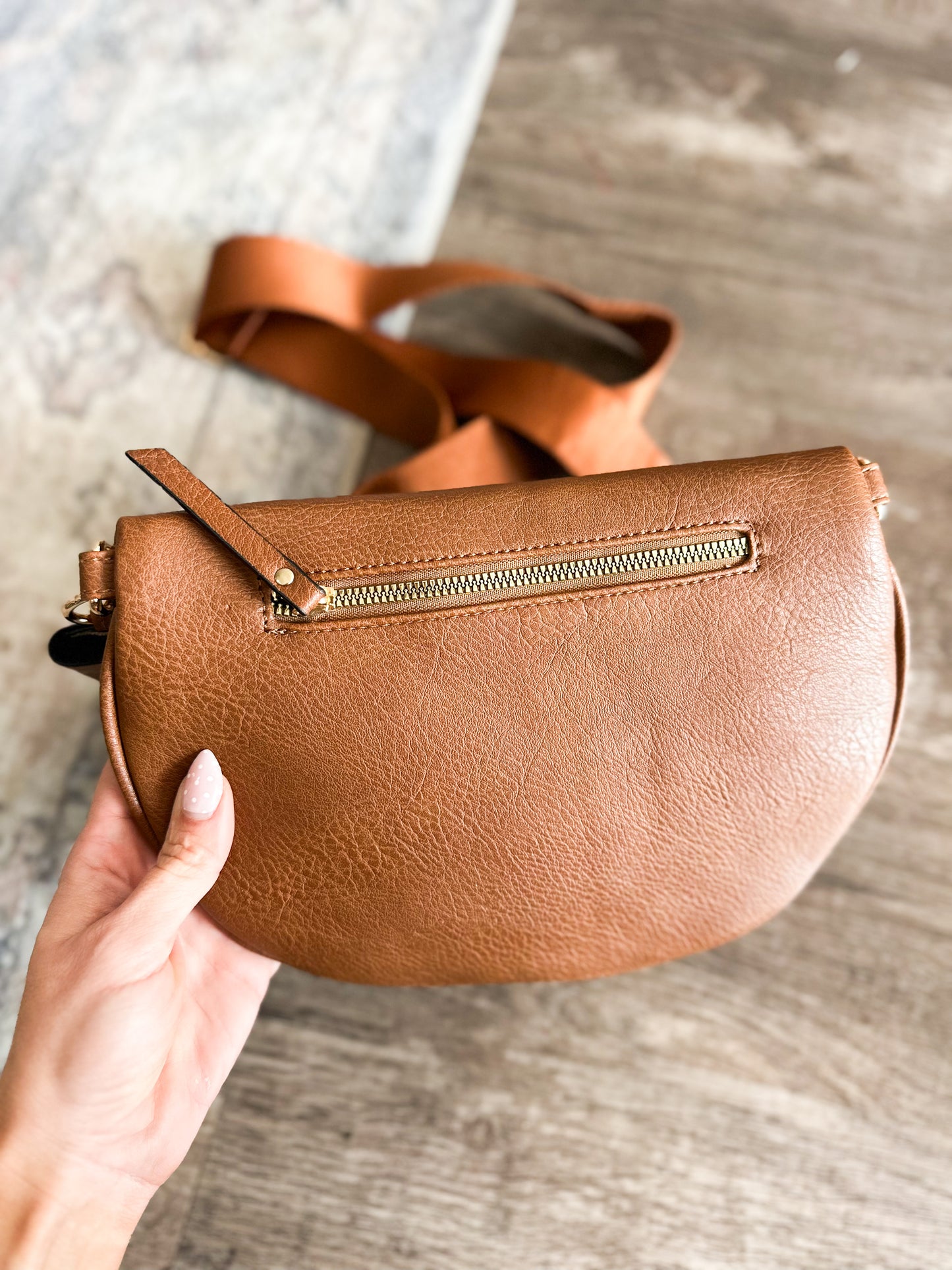 Heart Racer Sling Bag (Brown)