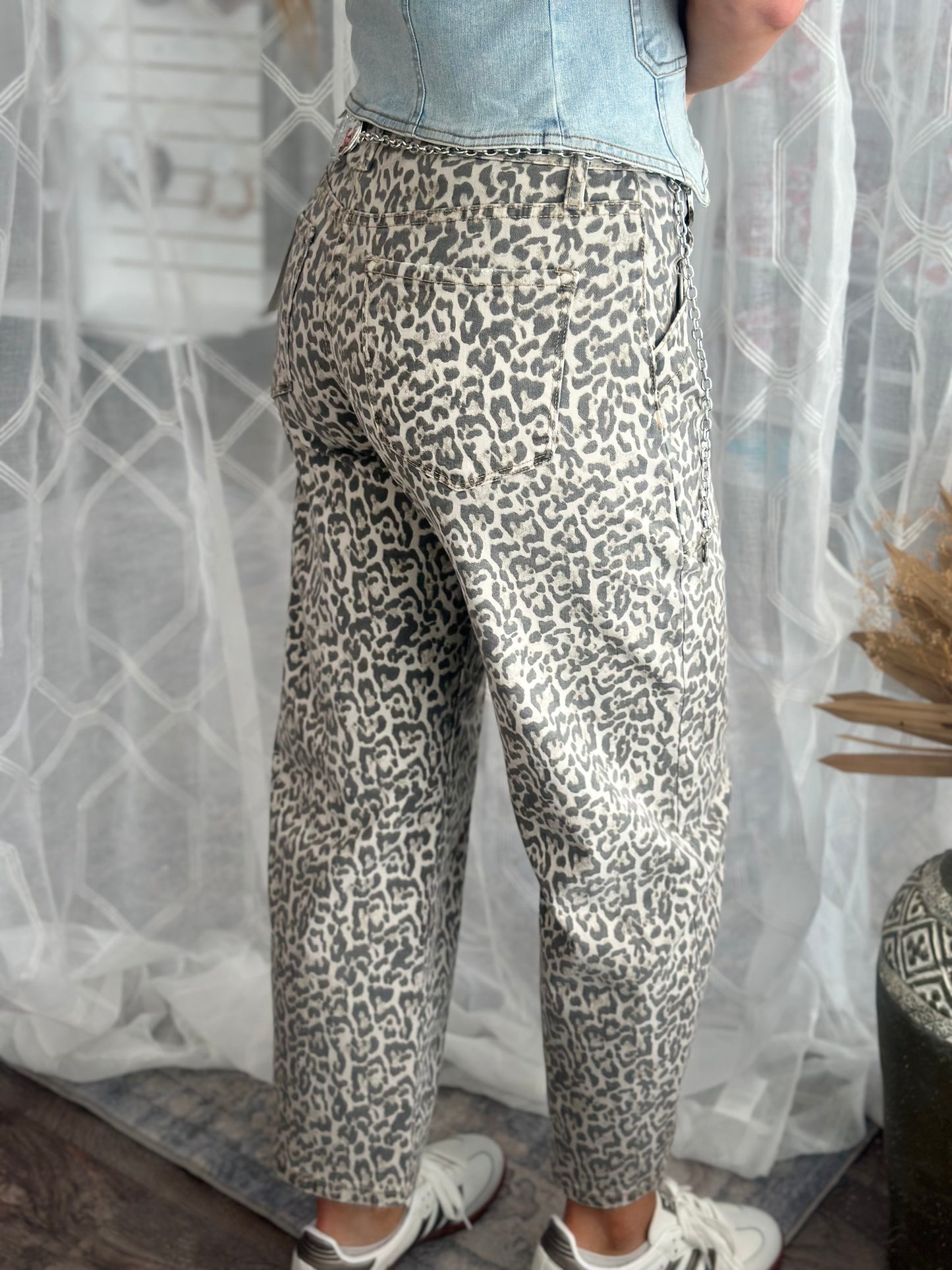 Kamryn Leopard Barrel Denim