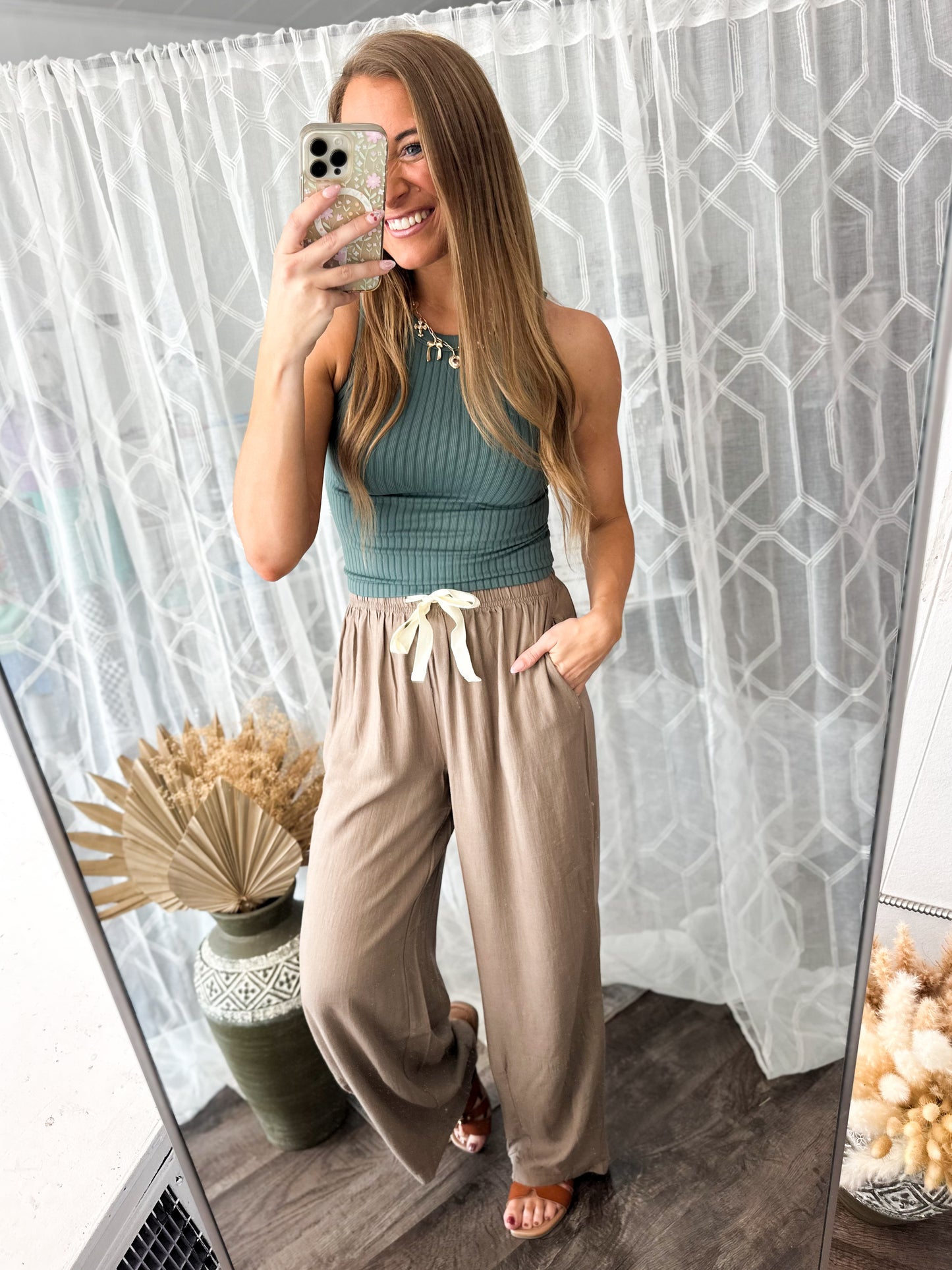 Stroll Down The Lane Linen Pants