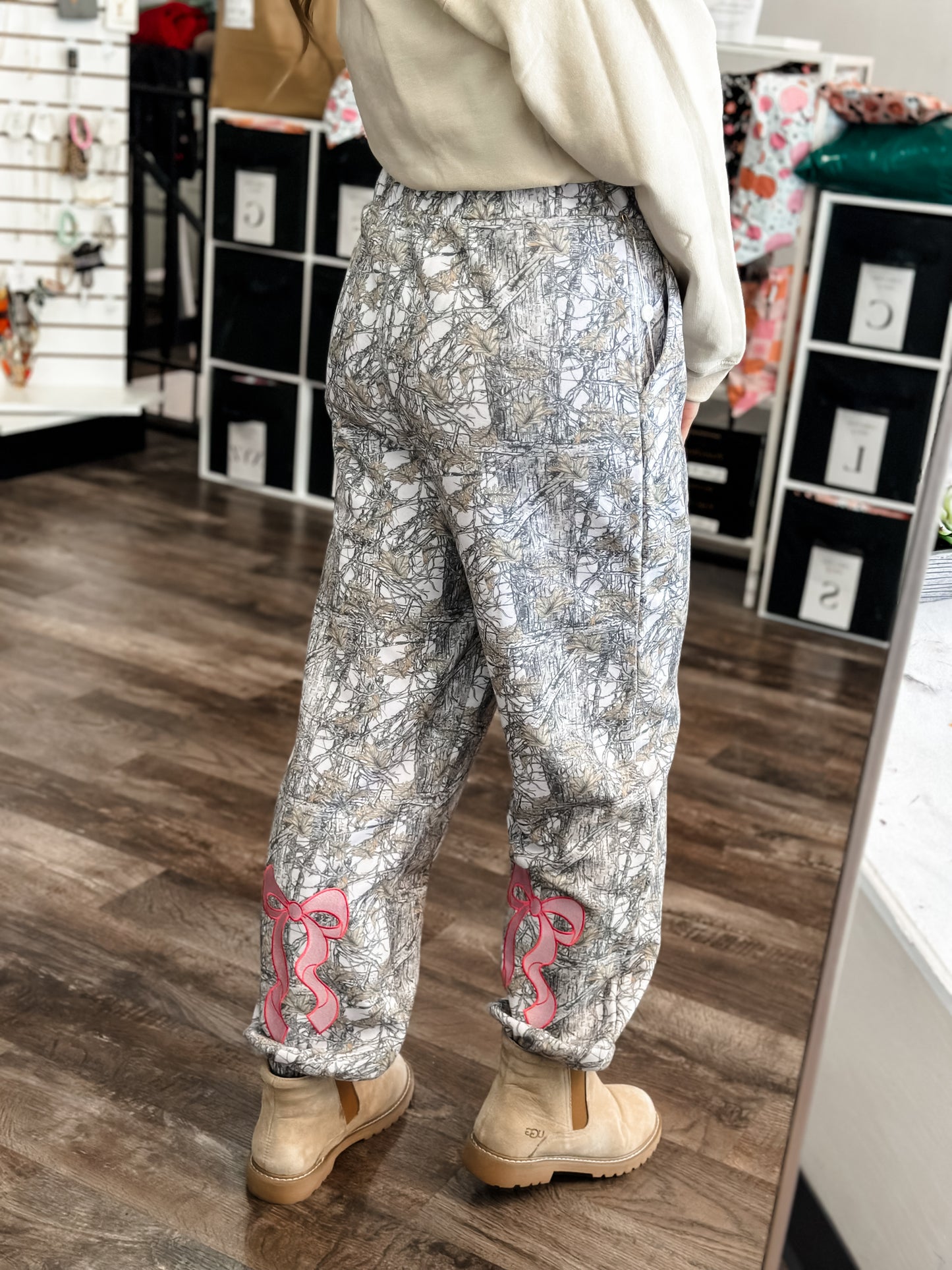 Alice Camo Joggers - Simply Southern