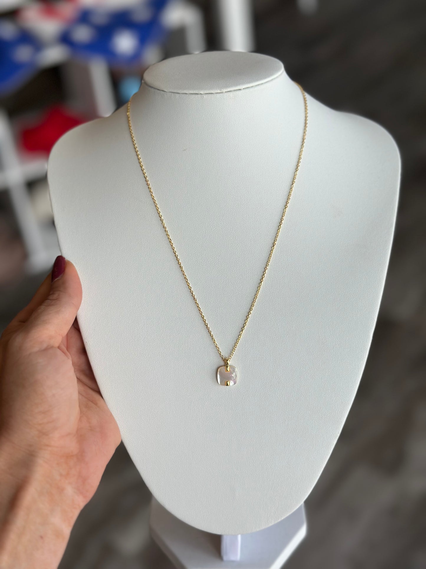Geometric Mother-Of-Pearl Pendant Necklace