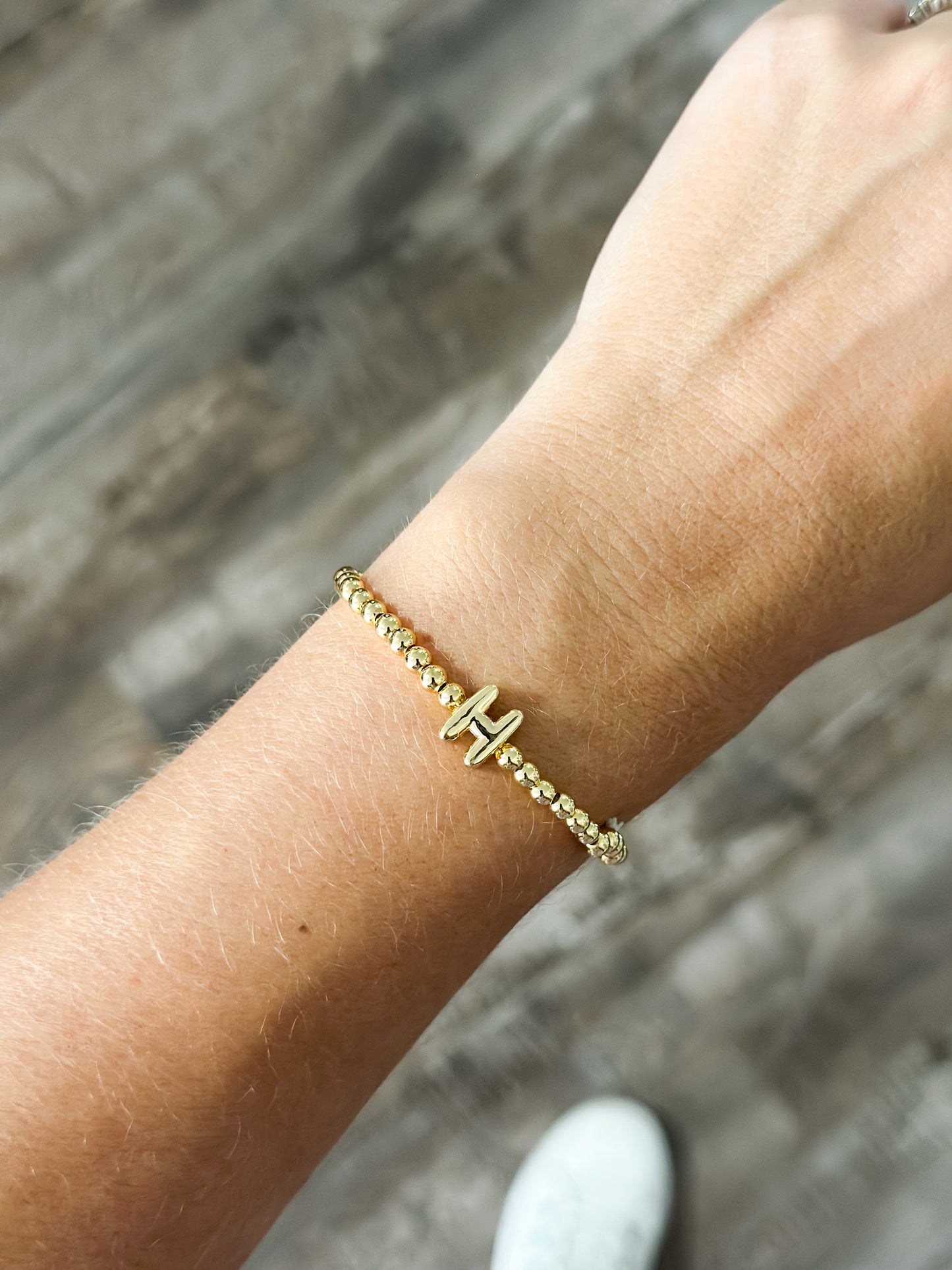 Initial Bubble Stretch Bracelet - H