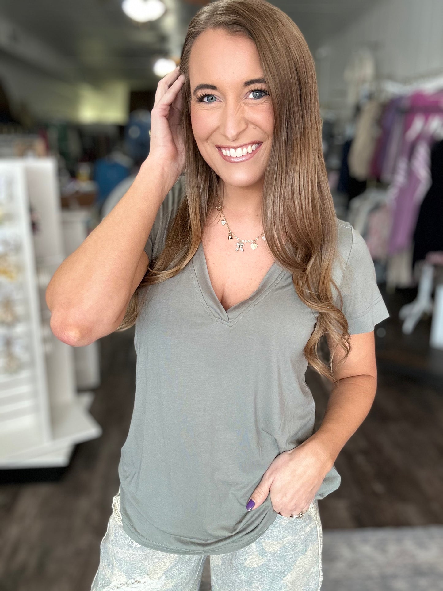 Little Bit of Luck Relaxed V-Neck (Olive)