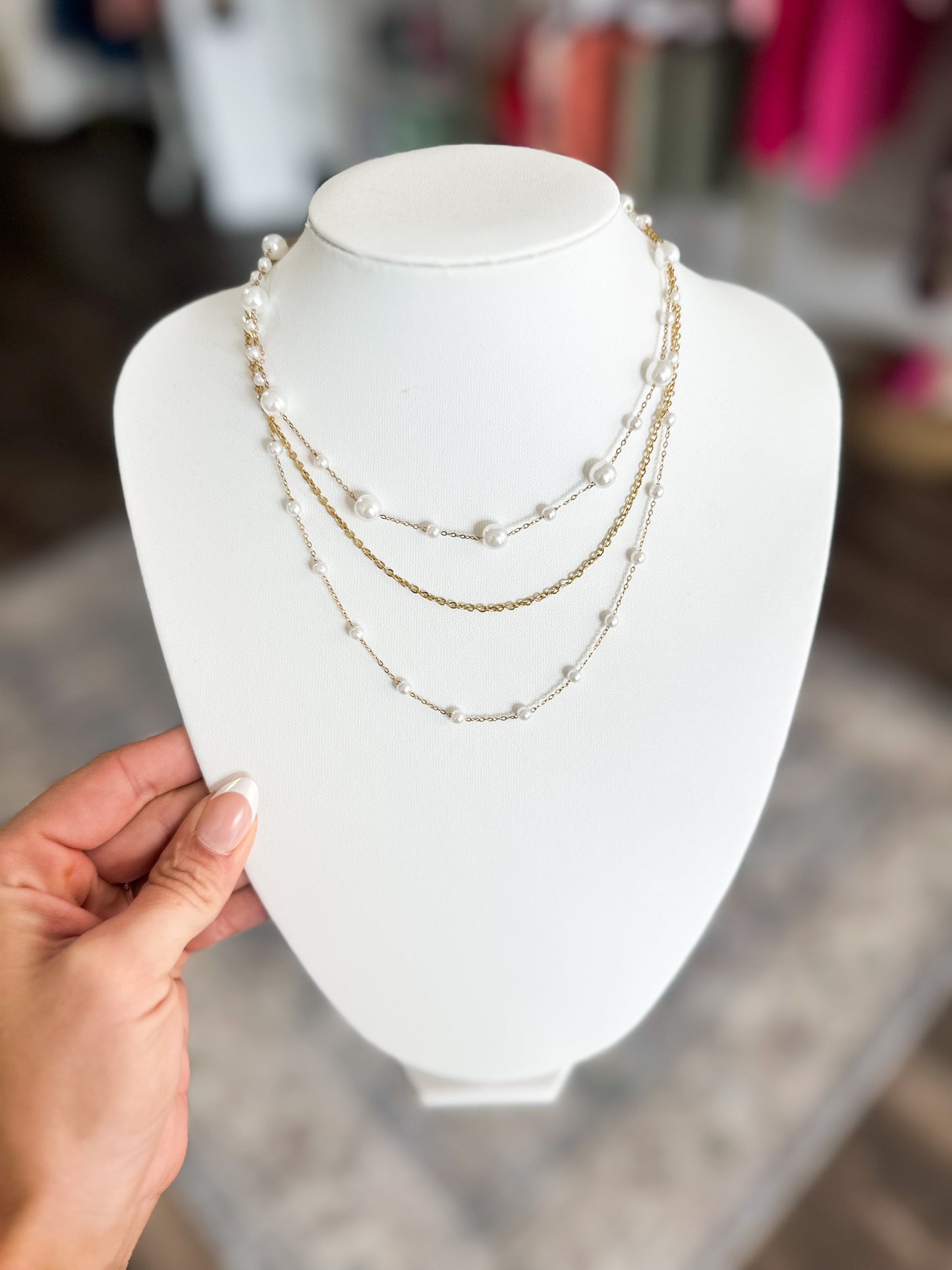 Layered Pearl Necklace (Gold)