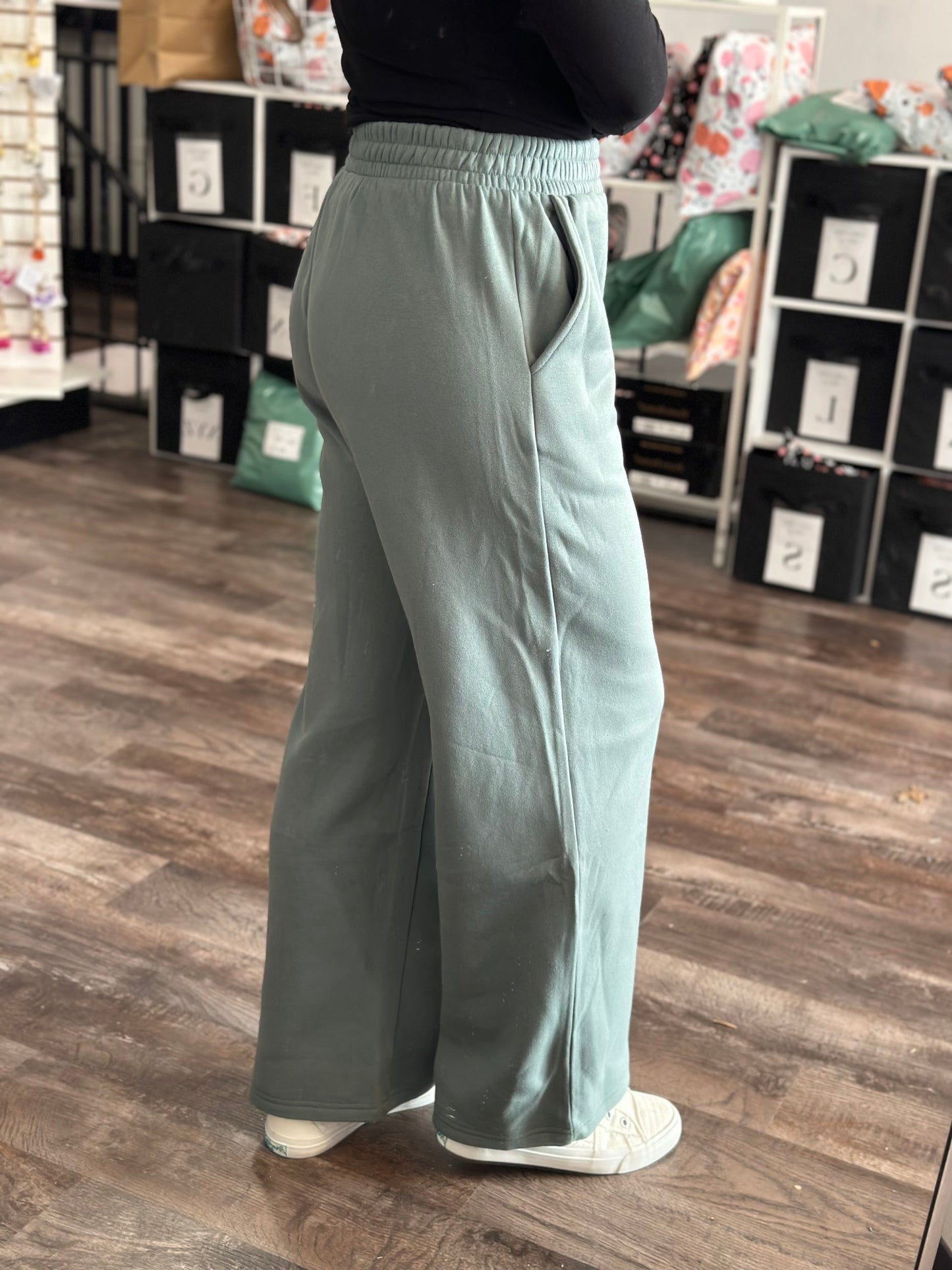 Dream On Fleece Sweatpants (Ash Jade)