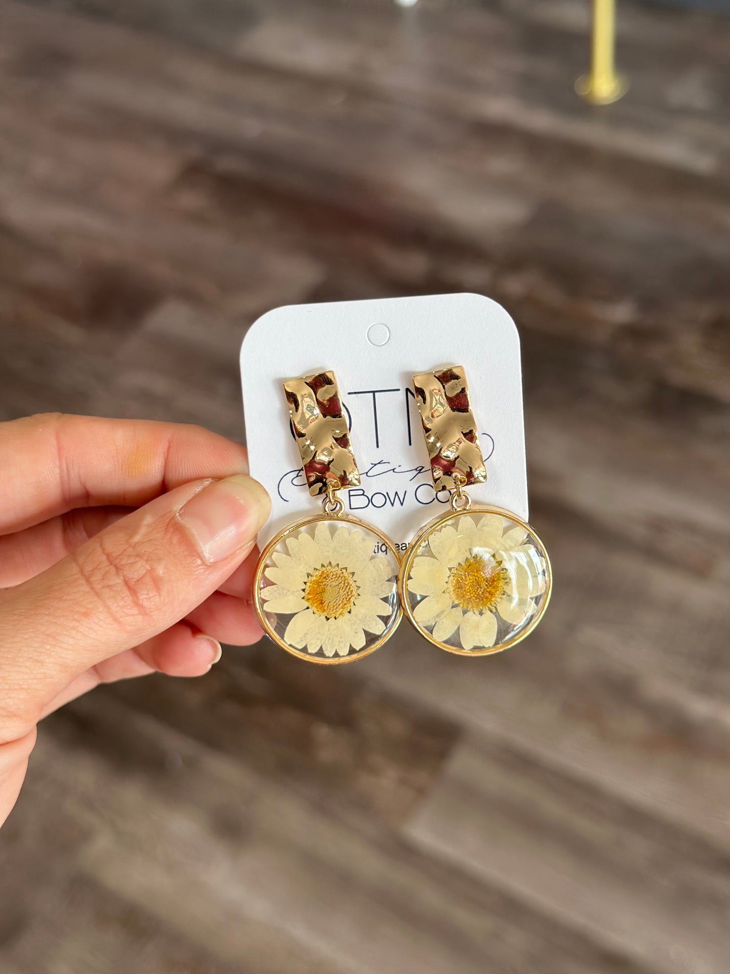 Pressed Daisy Dangle Earrings