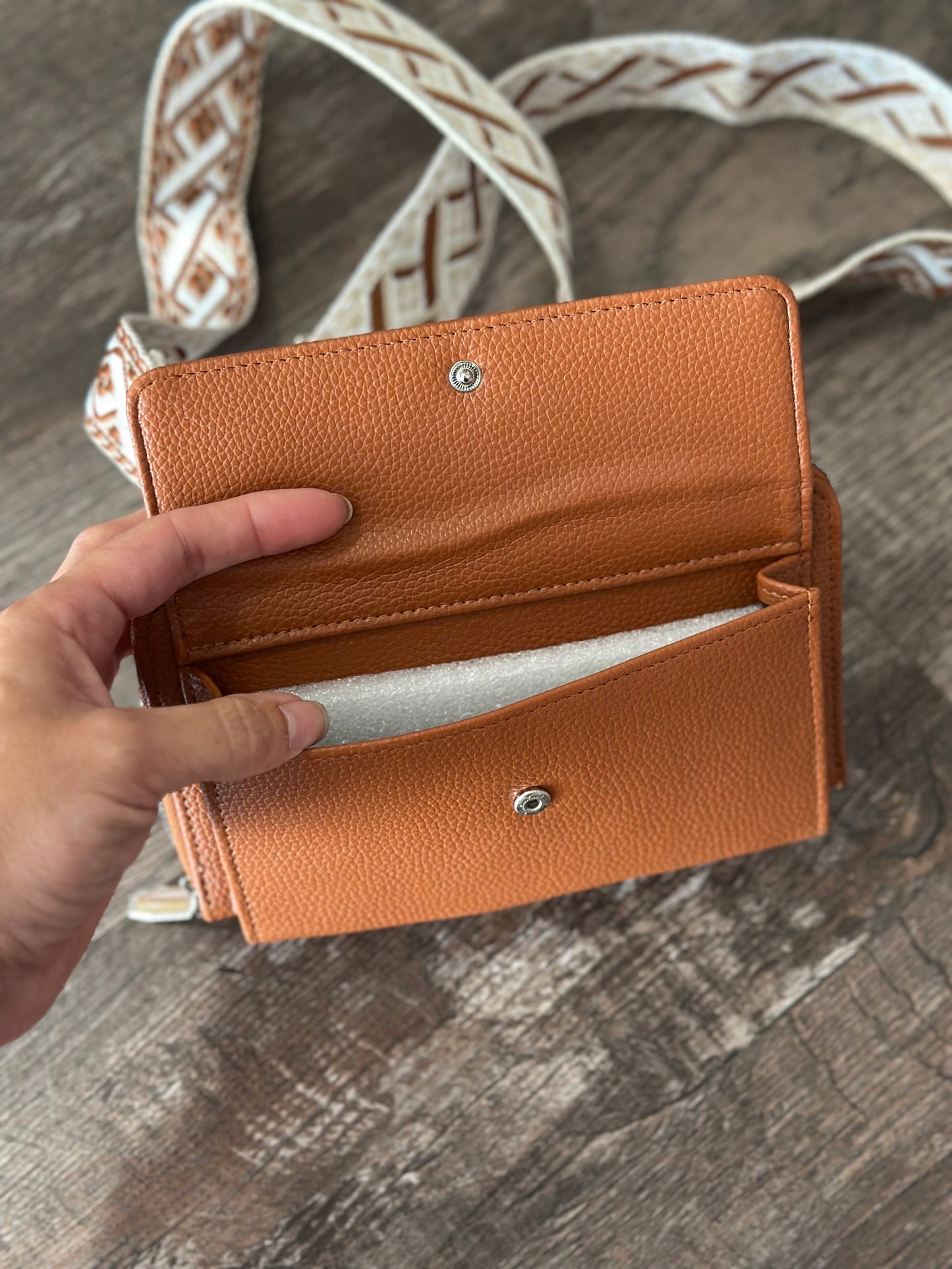 Rochelle Duo Wallet Crossbody - Camel