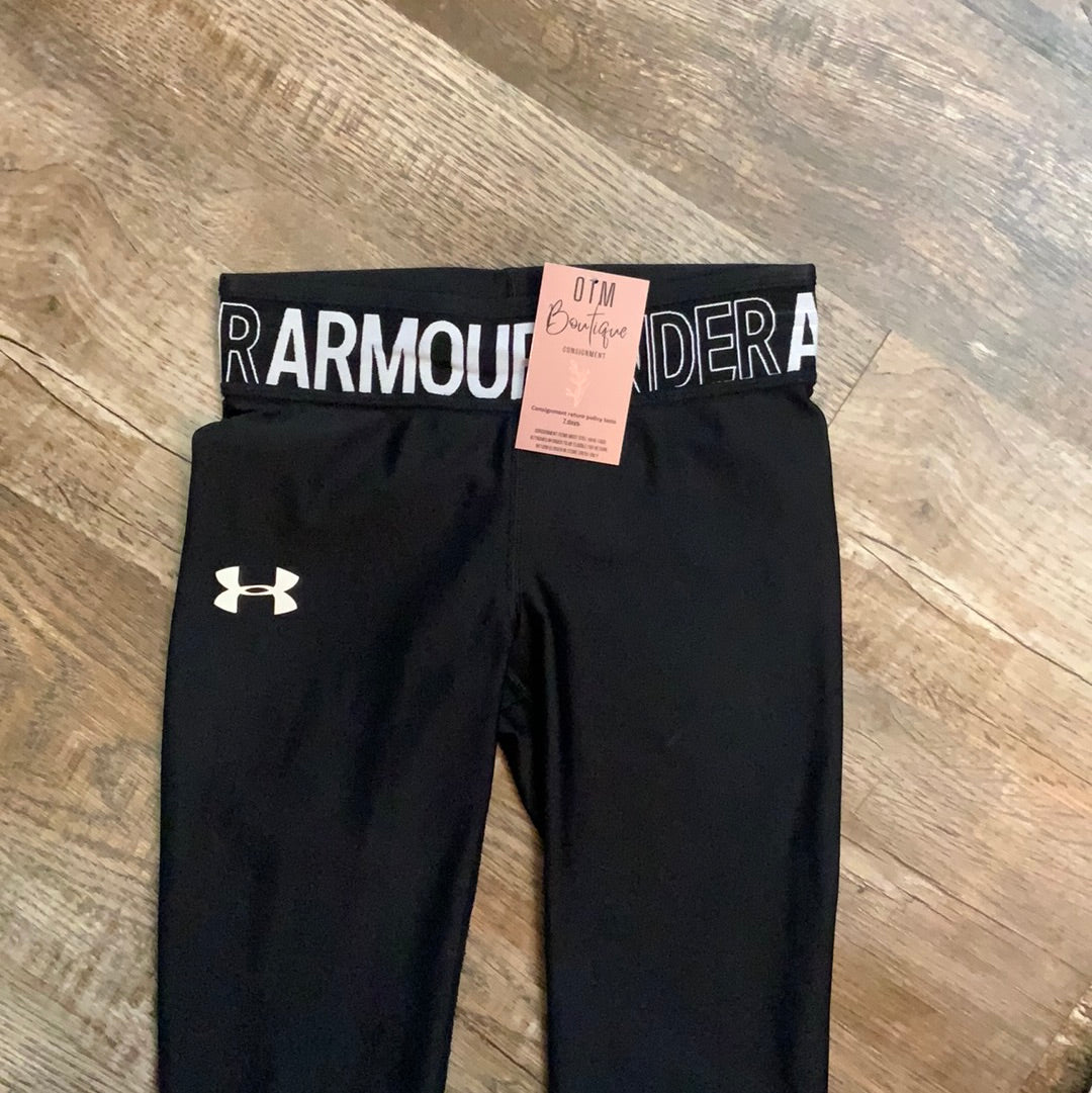 Youth Medium UA Leggings