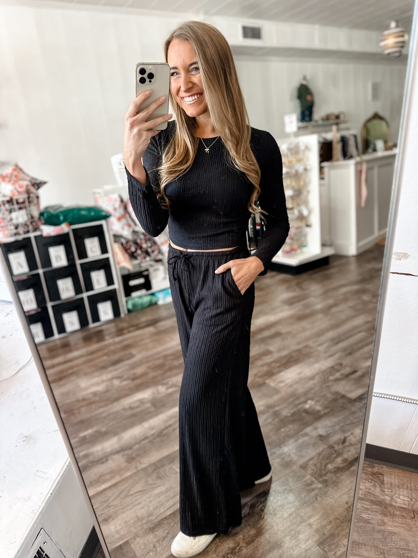 Unapologetic 2 Piece Set (Black)