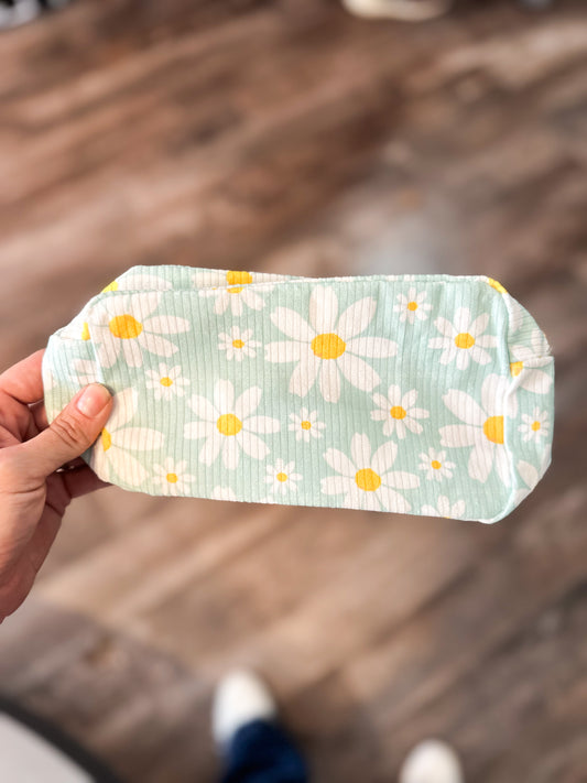 Mint/Daisy Cosmetic Bag
