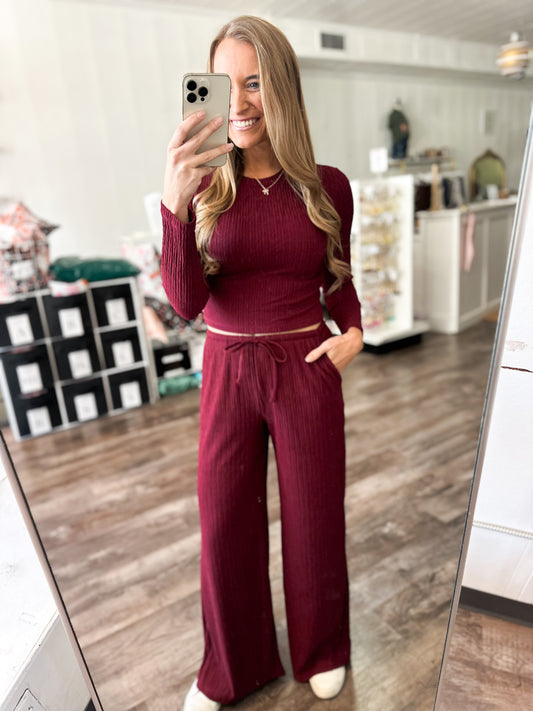 Unapologetic 2 Piece Set (Burgundy)