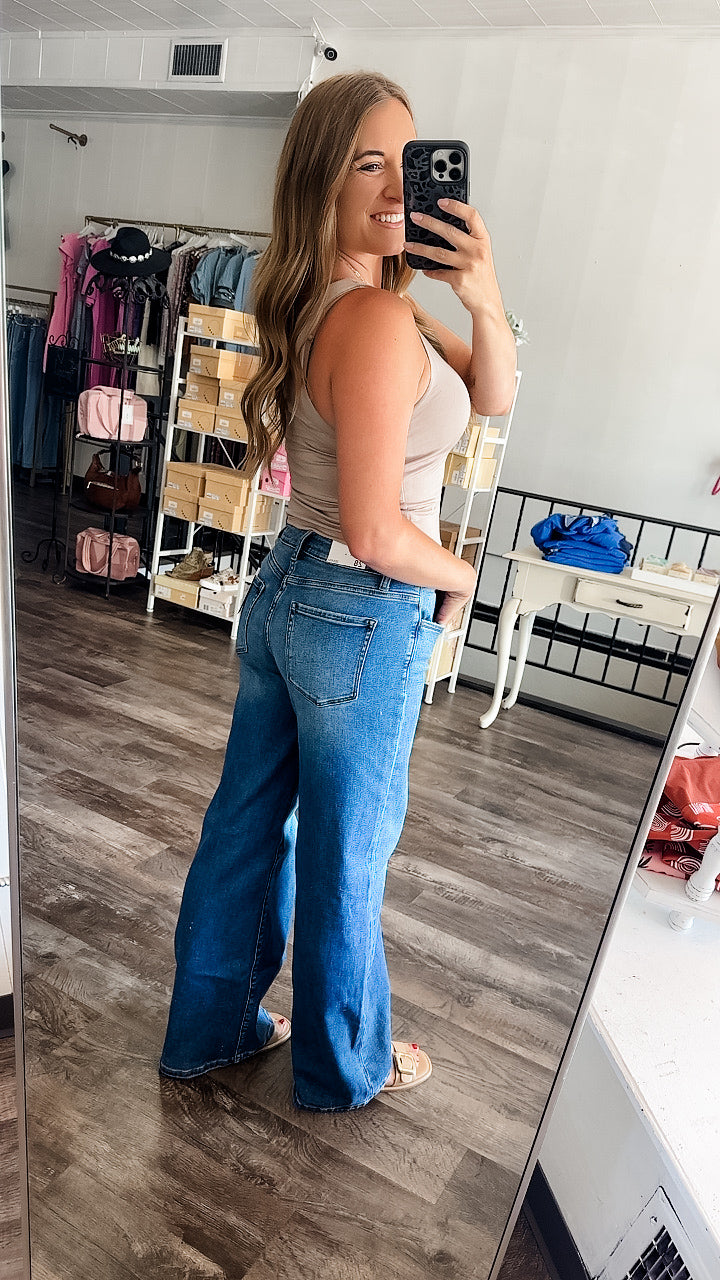 Gwen High Rise Straight Leg Denim