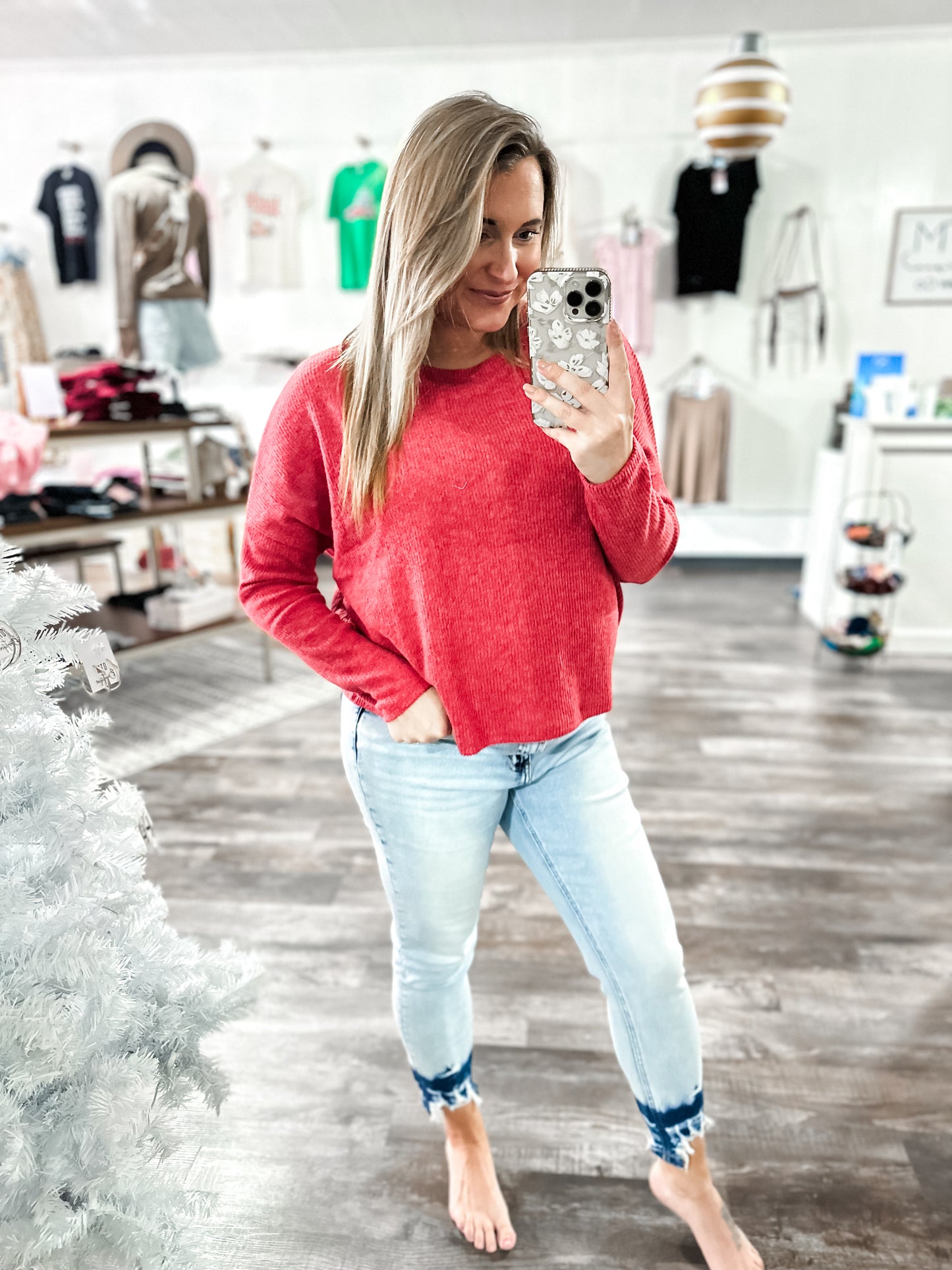 Kennah Mid-Rise Acid Wash Skinnys