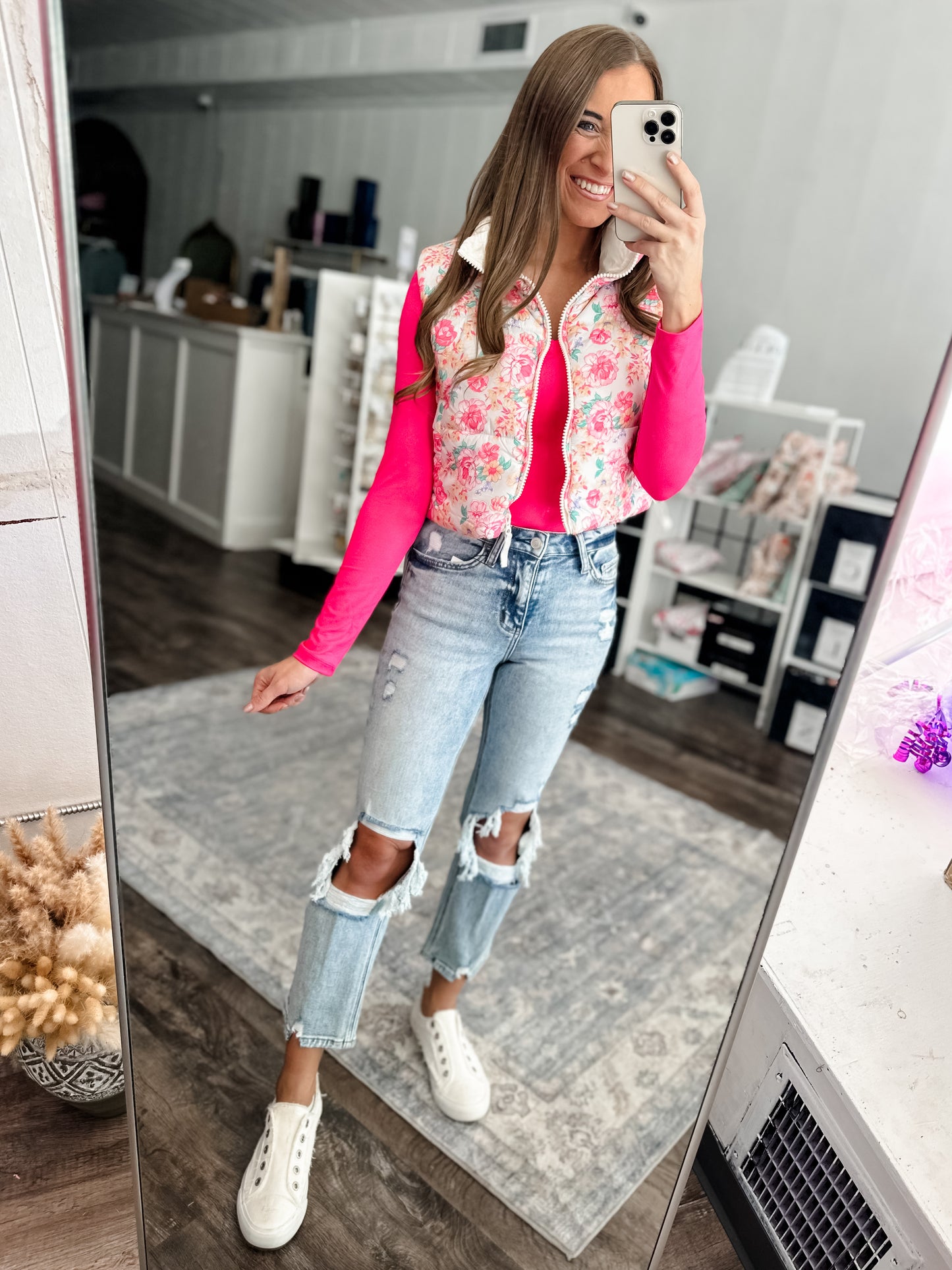RESTOCK Memphis Distressed Cropped Denim