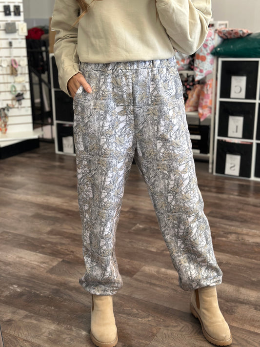 Alice Camo Joggers - Simply Southern