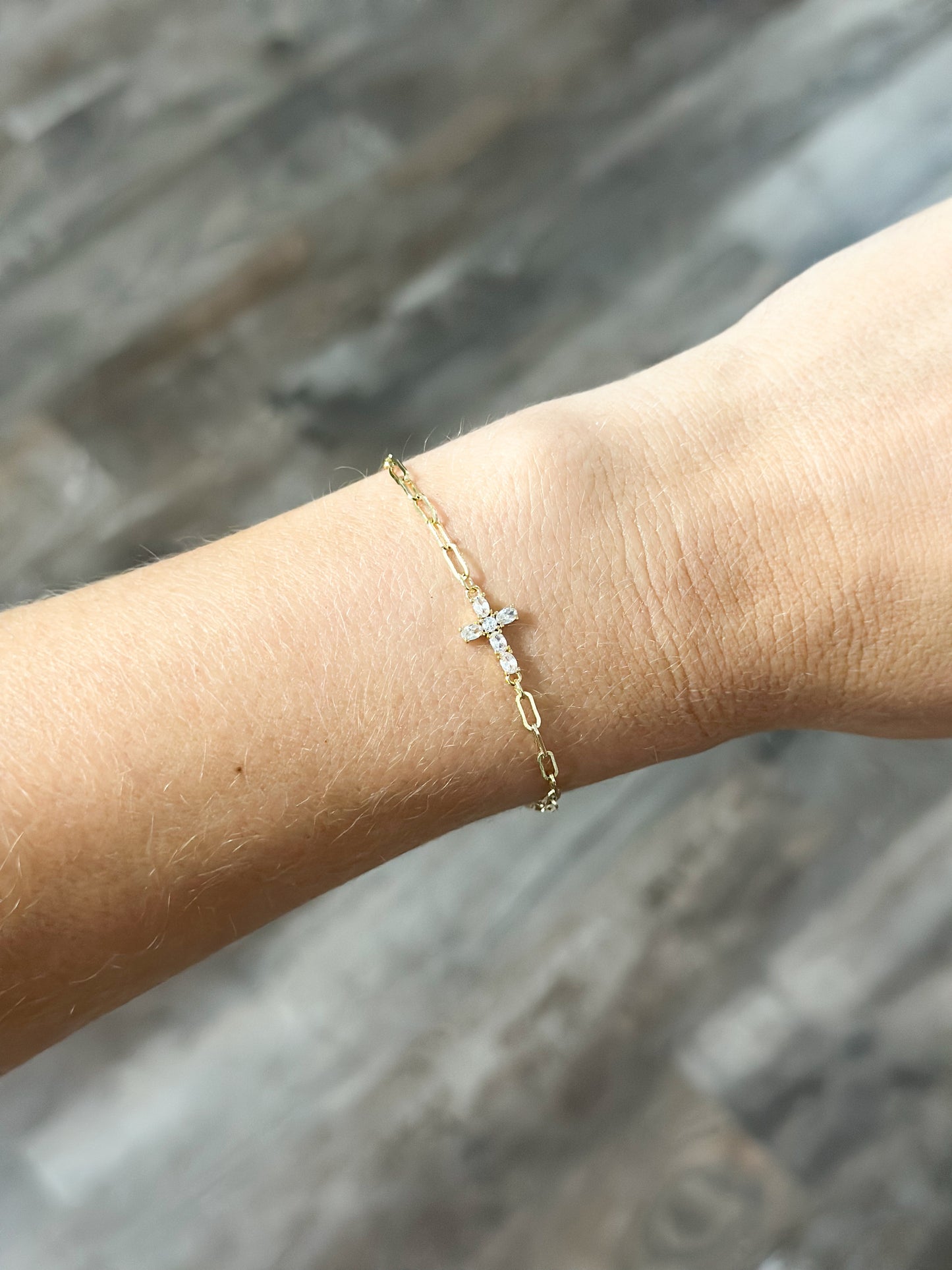 Dainty Chain Link Cross Bracelet - Gold