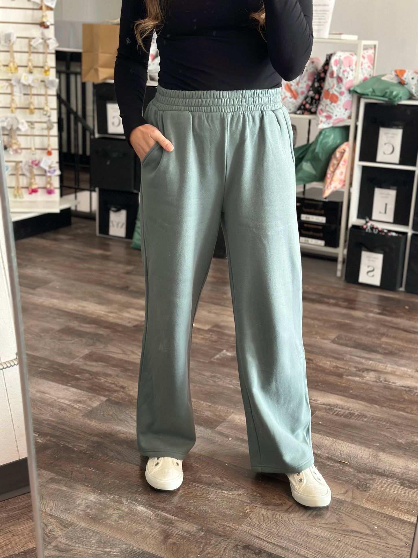 Dream On Fleece Sweatpants (Ash Jade)