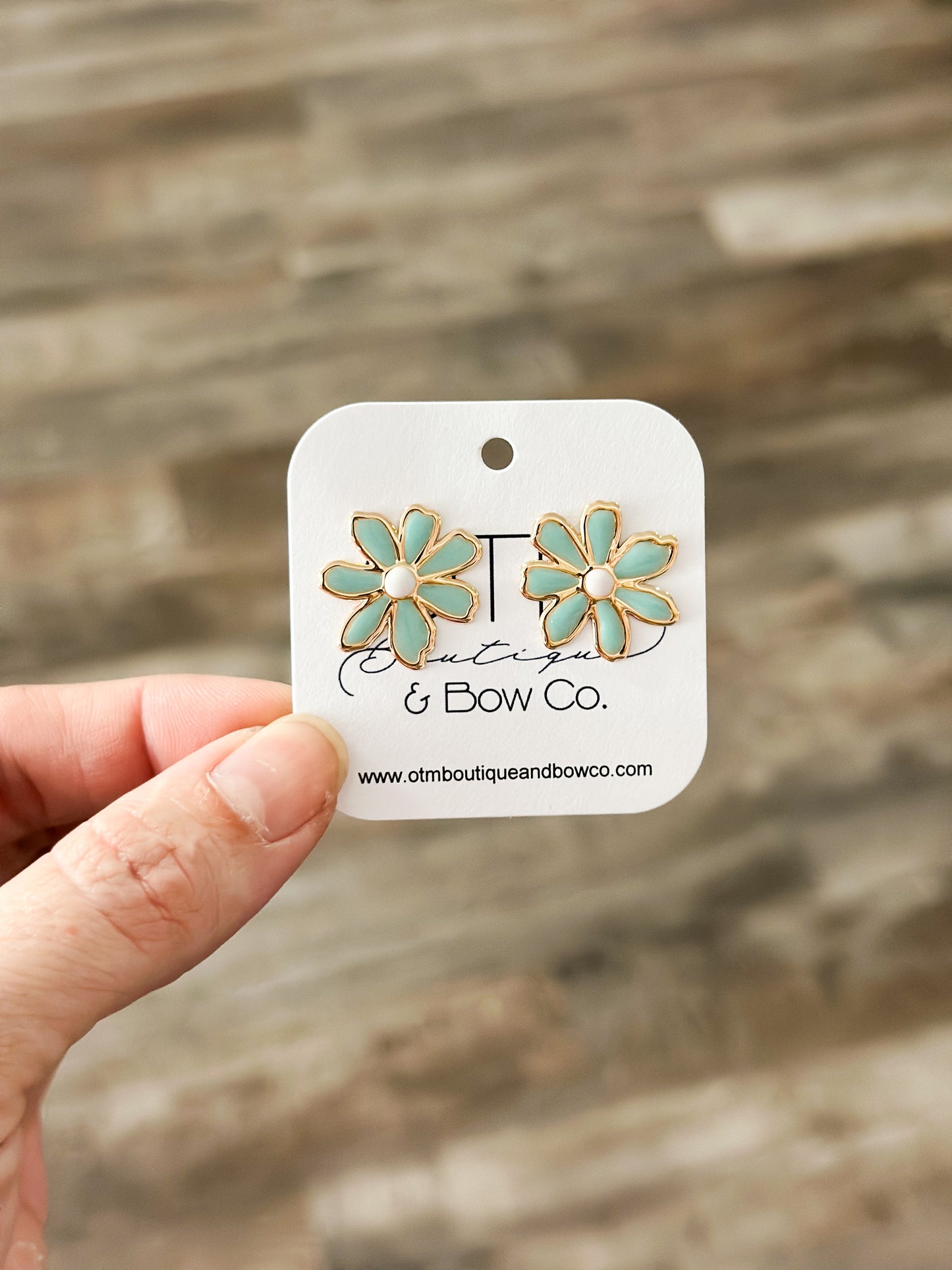 Teal Daisy Earrings