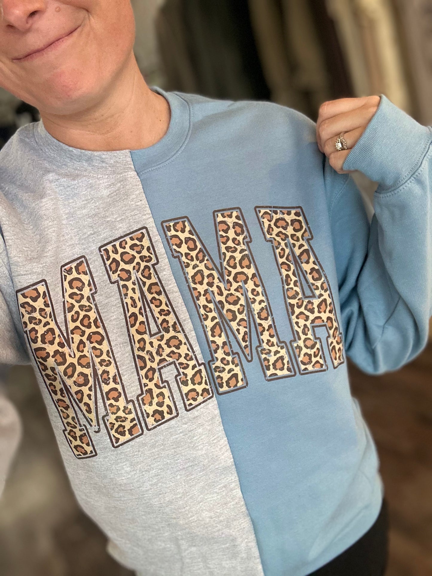 Split Leopard Mama Crew - Indigo