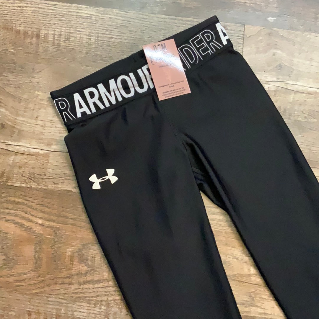 Youth Medium UA Leggings